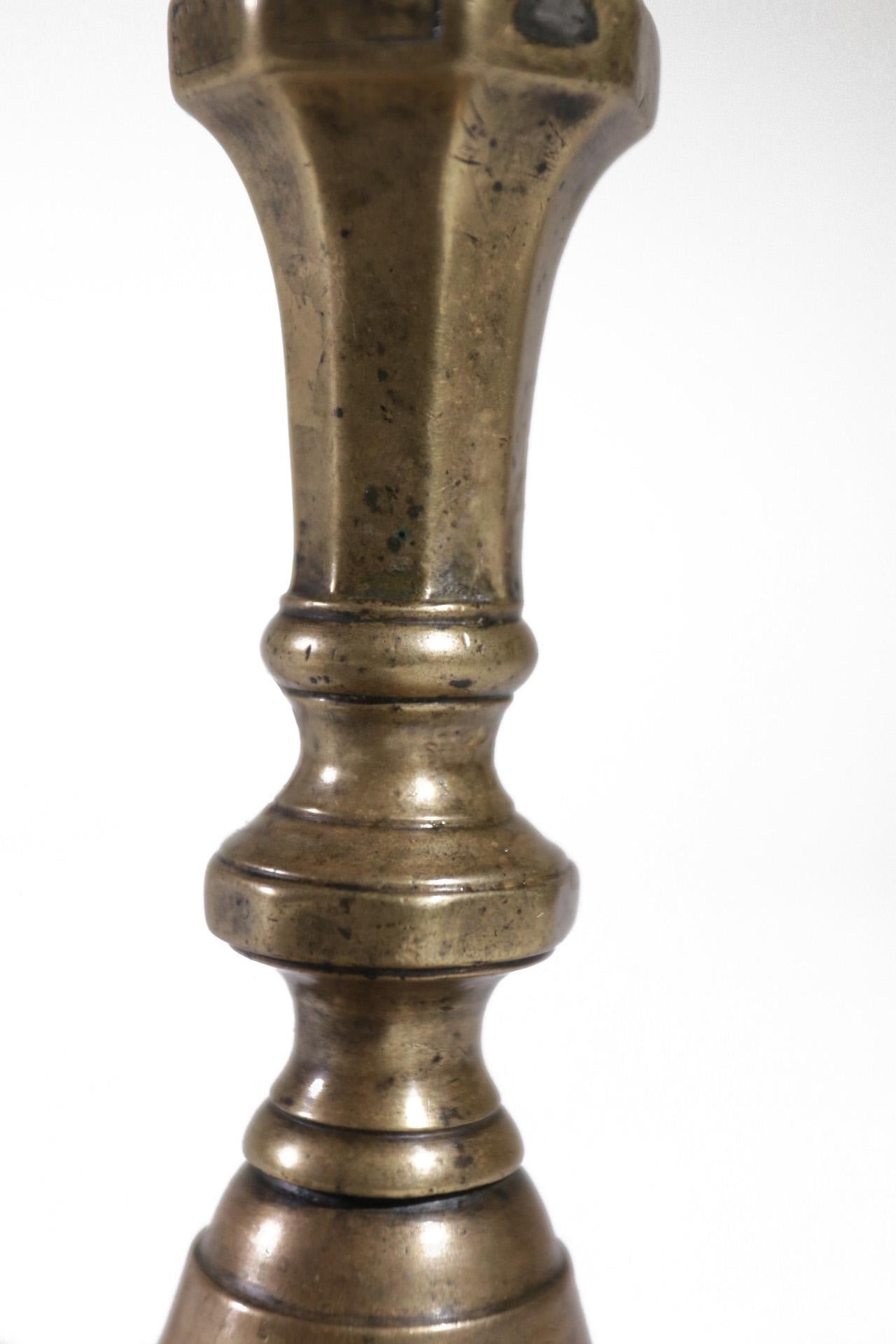 French 18th Century Brass Candlestick In Good Condition For Sale In Boven Leeuwen, NL