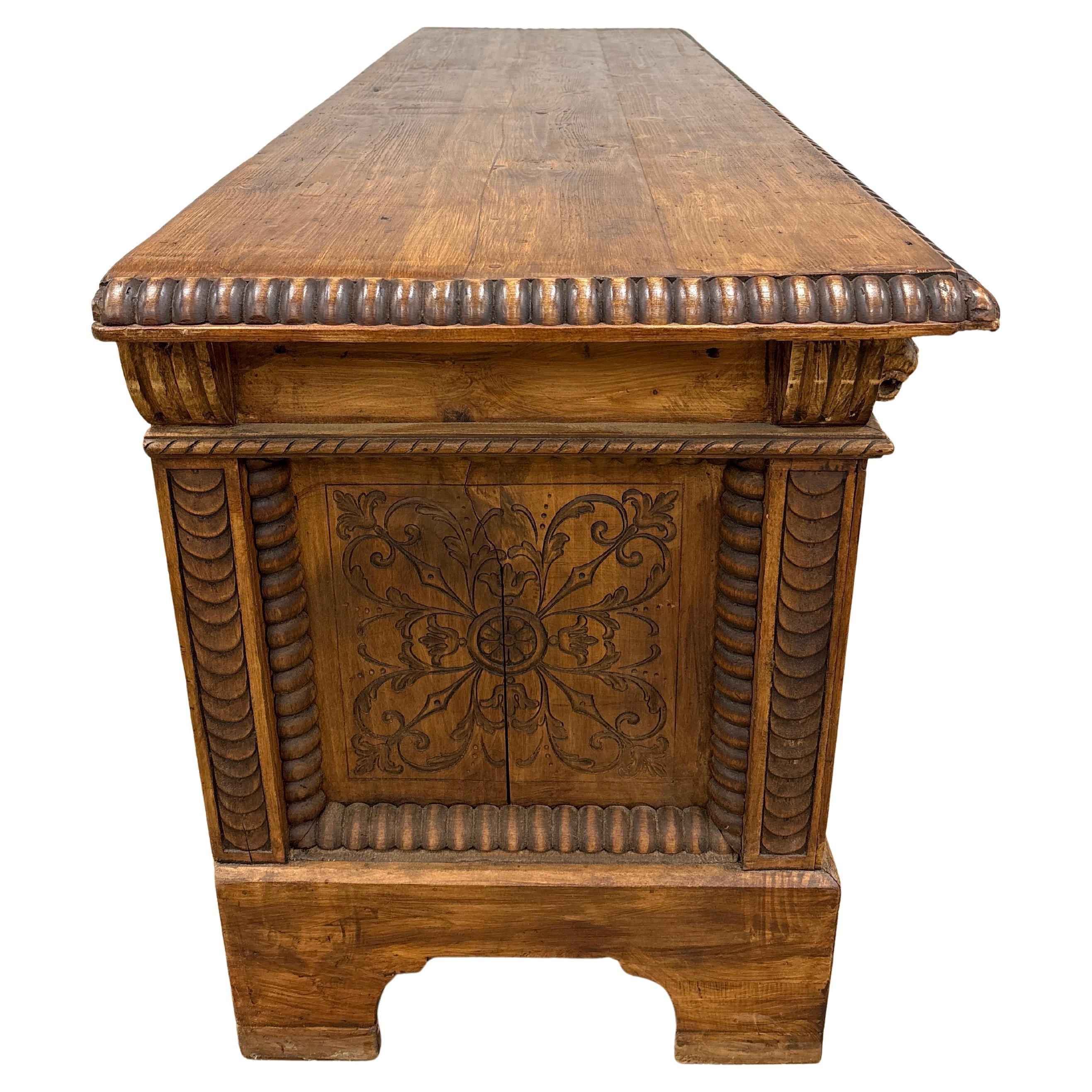 Buffet francese del XVIII secolo in vendita 6