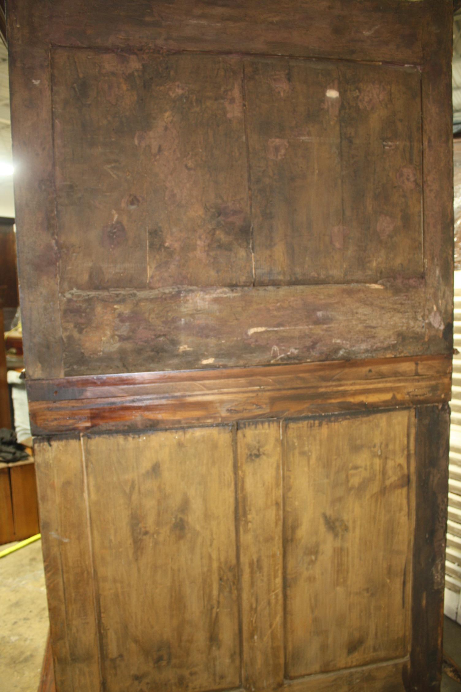 Noyer Cabinet 