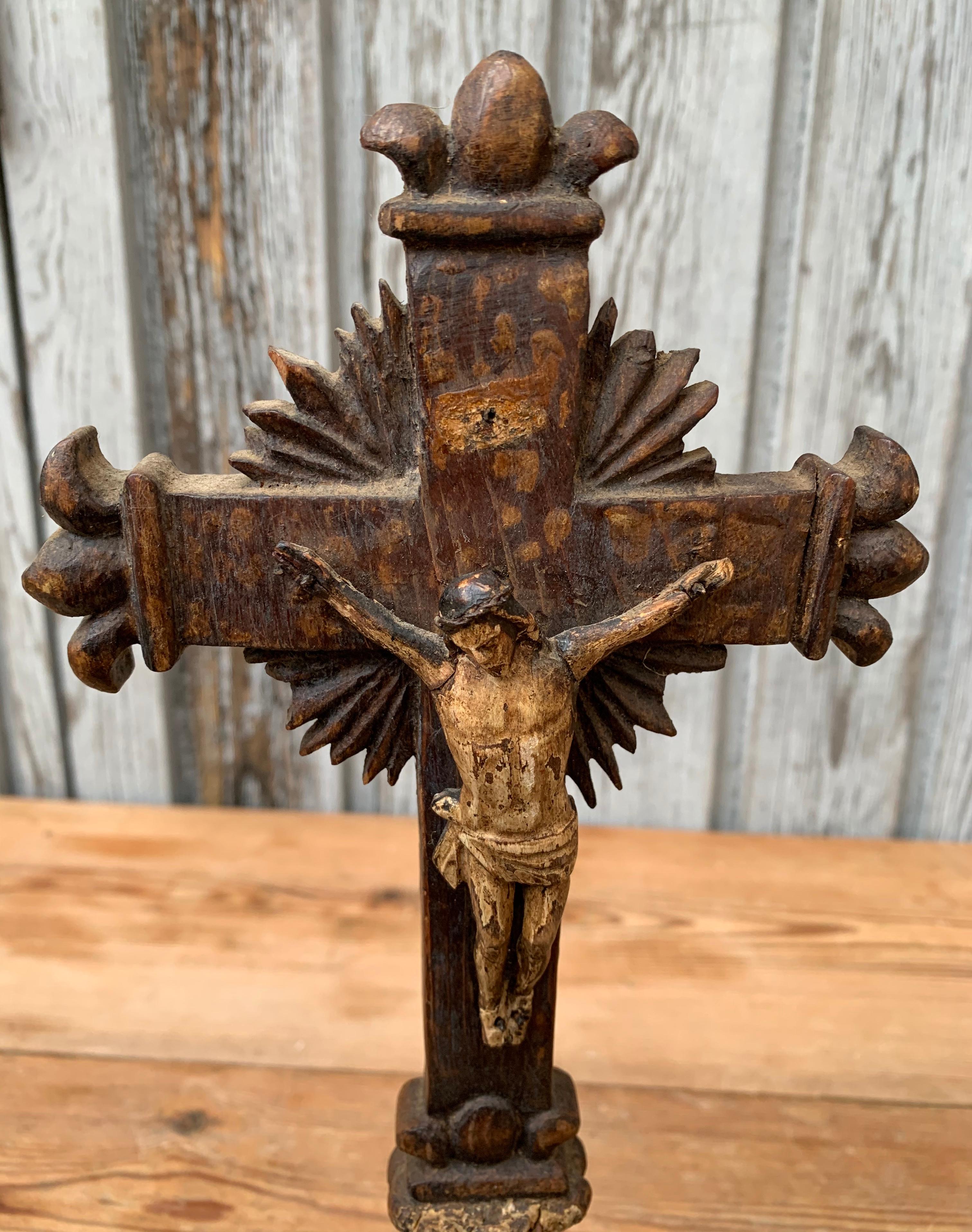 French 18th Century Carved And Painted Wooden Crucifix 4