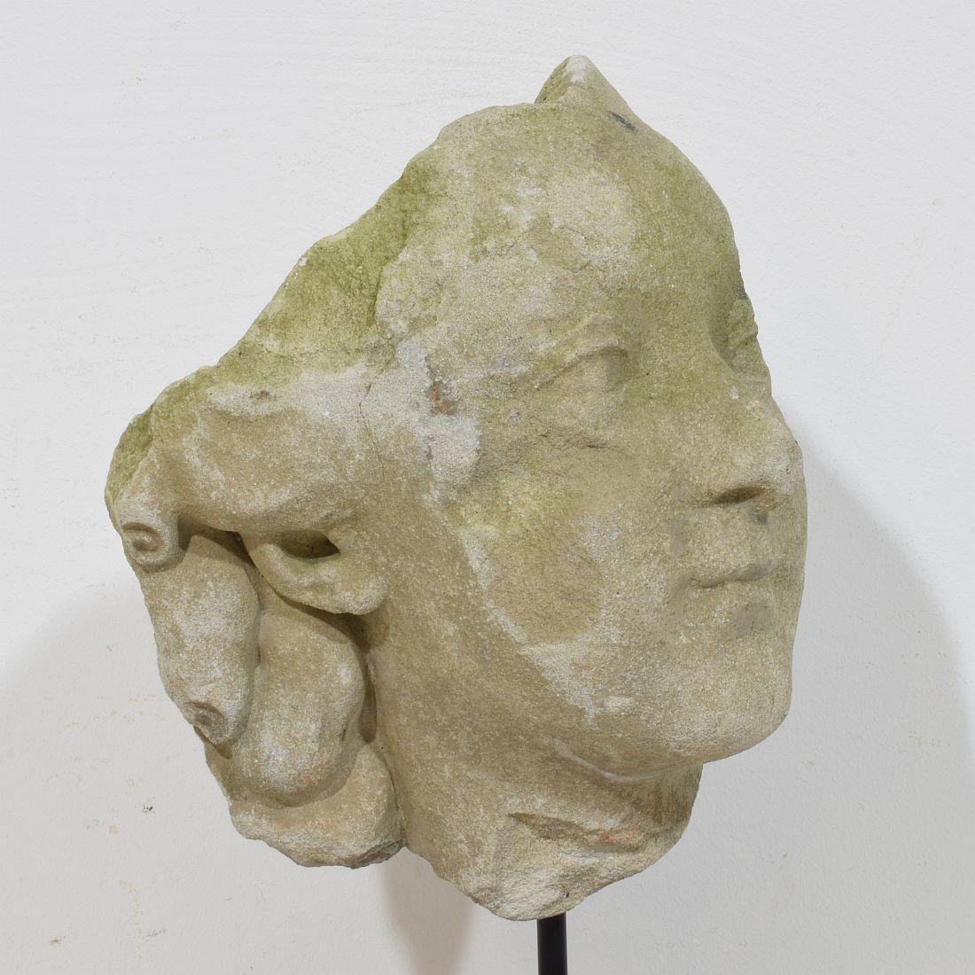French, 18th Century Carved Stone Head Fragment in vendita 4