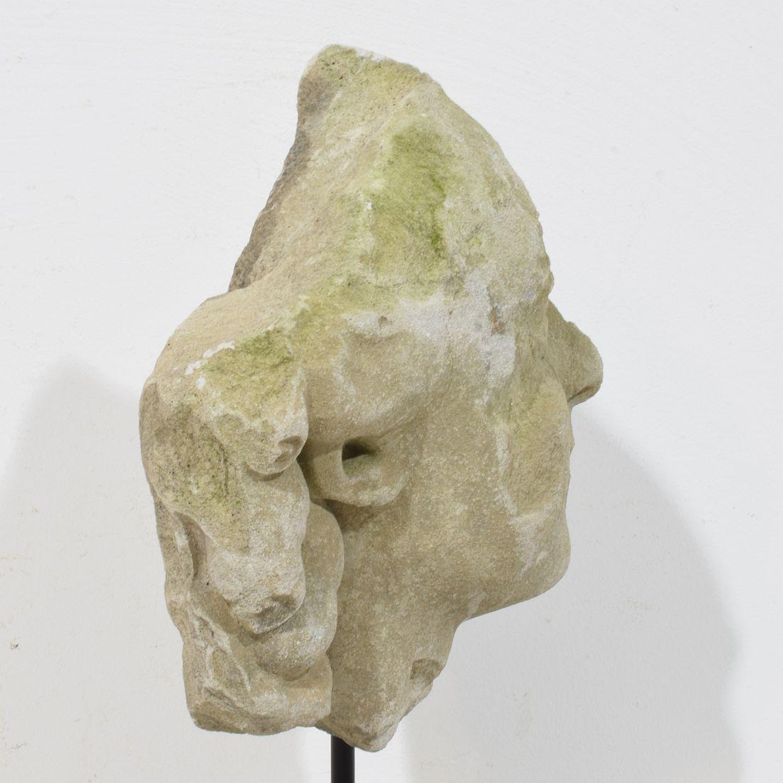 French, 18th Century Carved Stone Head Fragment in vendita 6