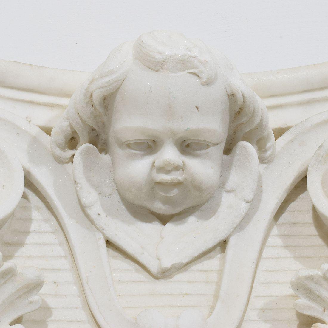 French, 18th Century, Carved White Marble Capital With Angel Head For Sale 2