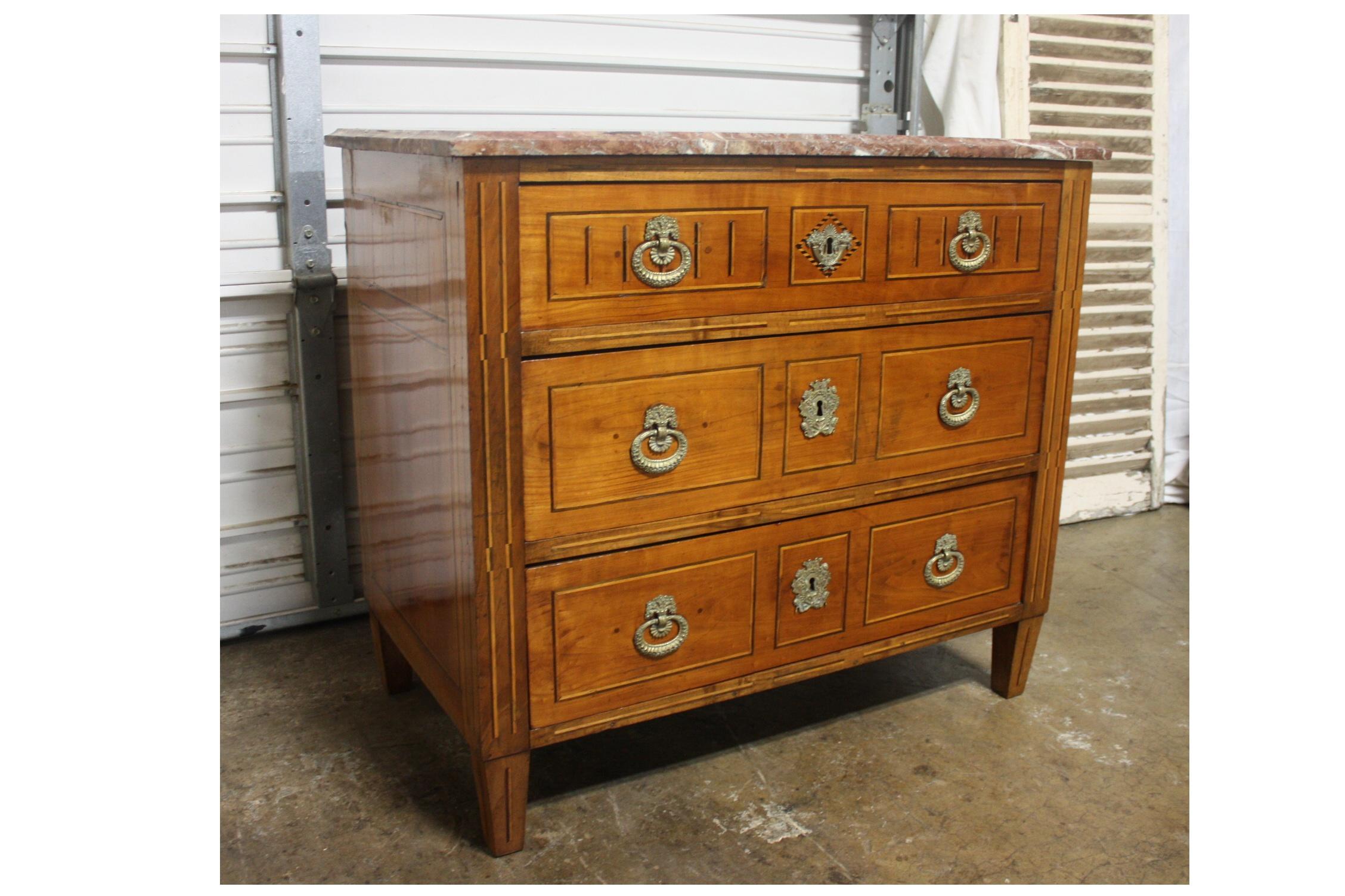 French 18th Century Commode For Sale 5