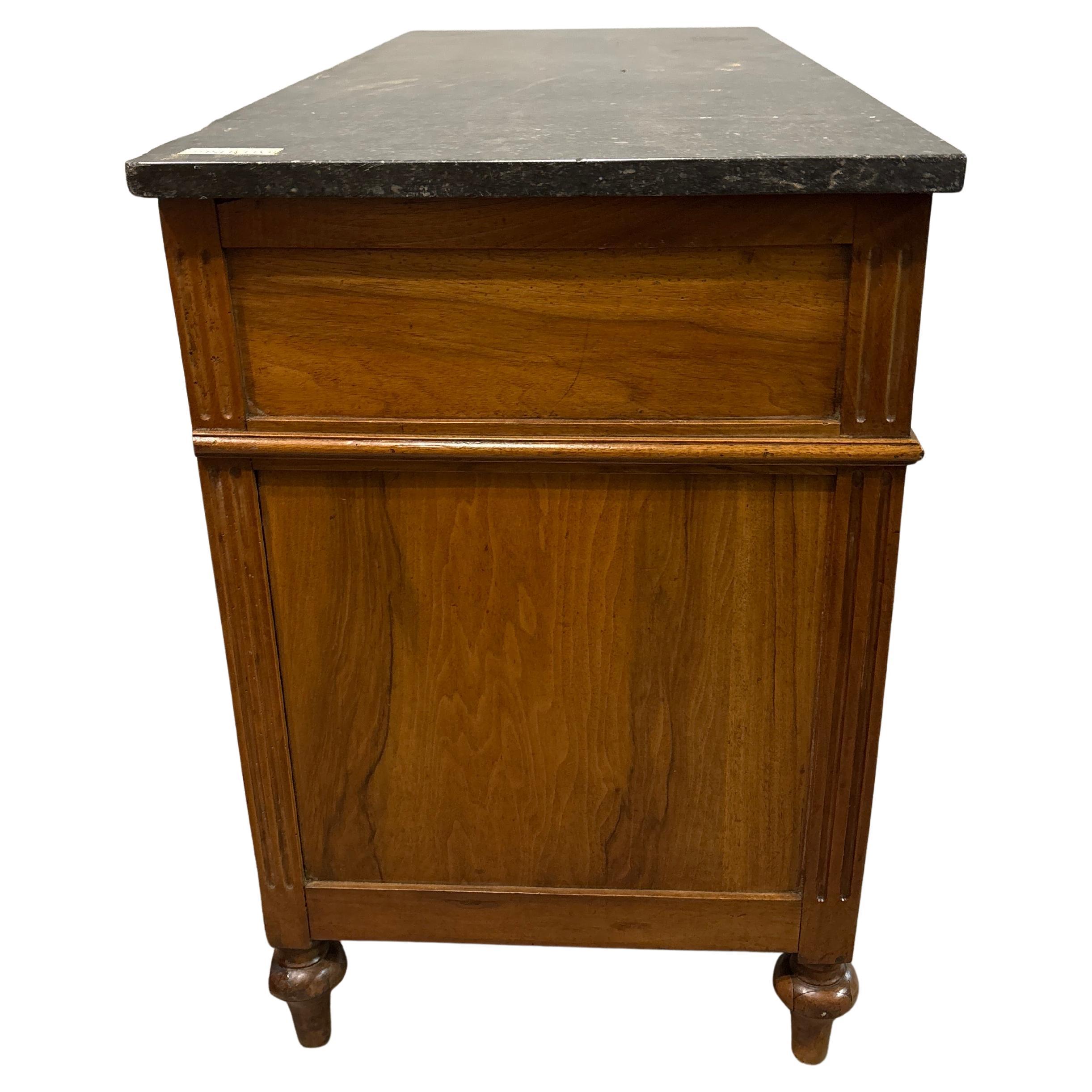 Commode francese del XVIII secolo in vendita 4