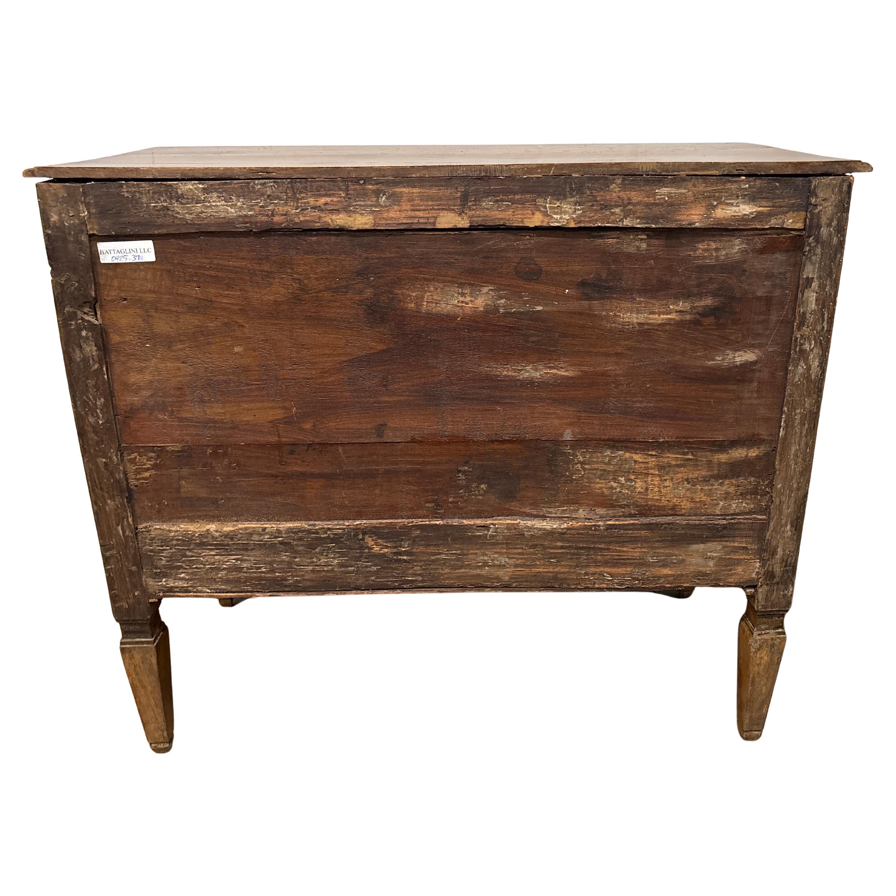 Commode francese del XVIII secolo in vendita 4