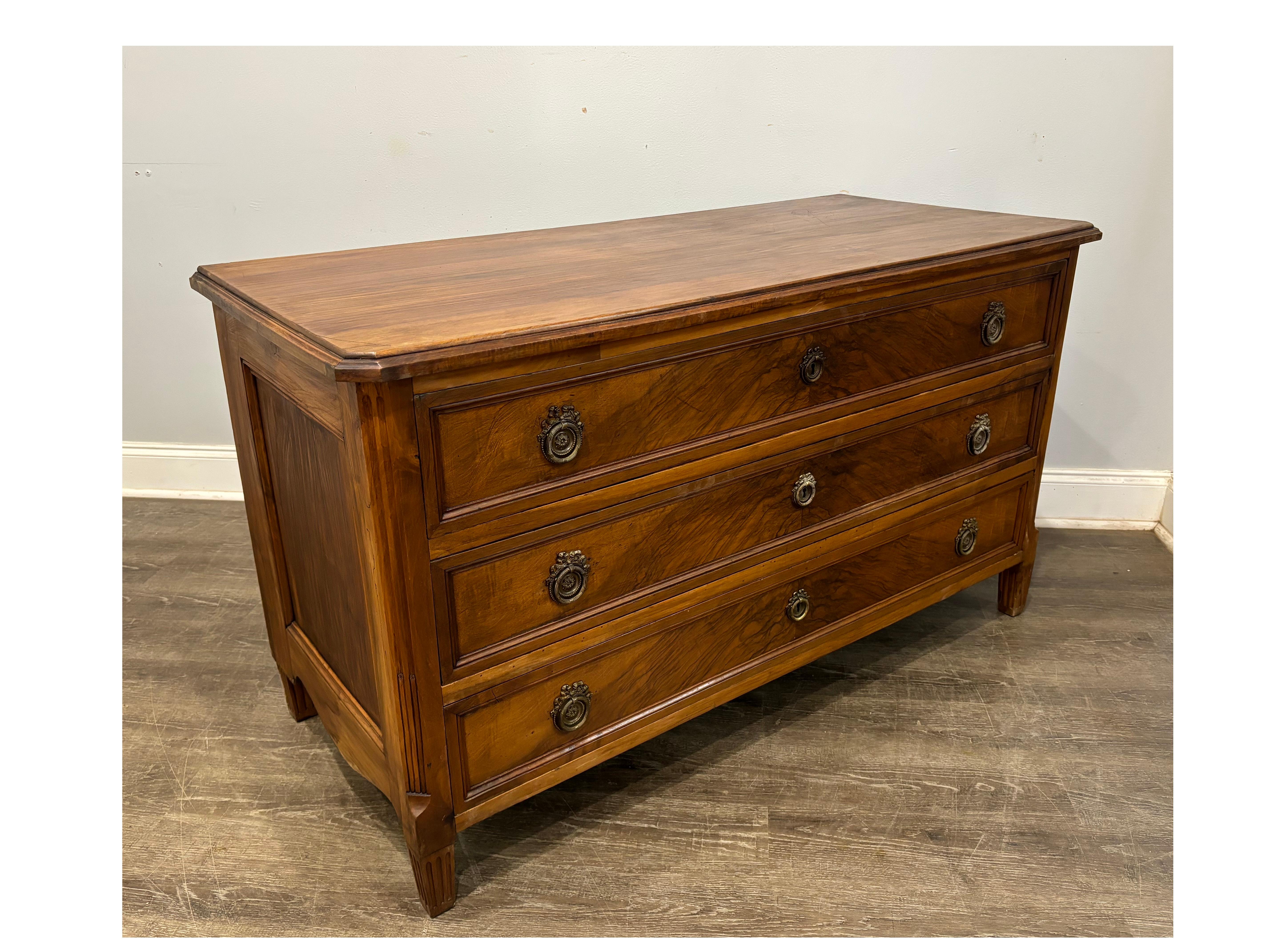 French 18th Century Commode For Sale 7