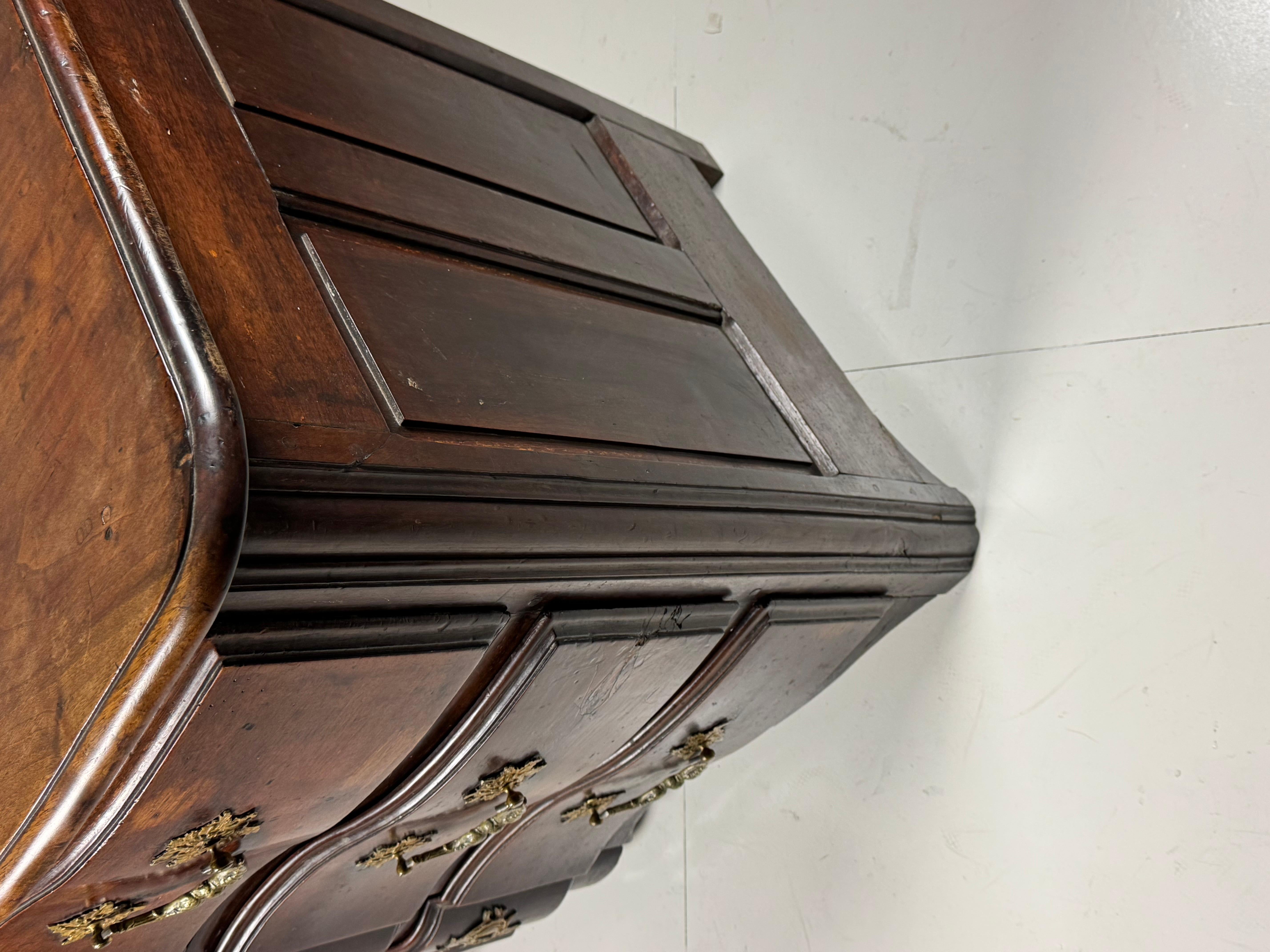 Commode francese del XVIII secolo in vendita 8