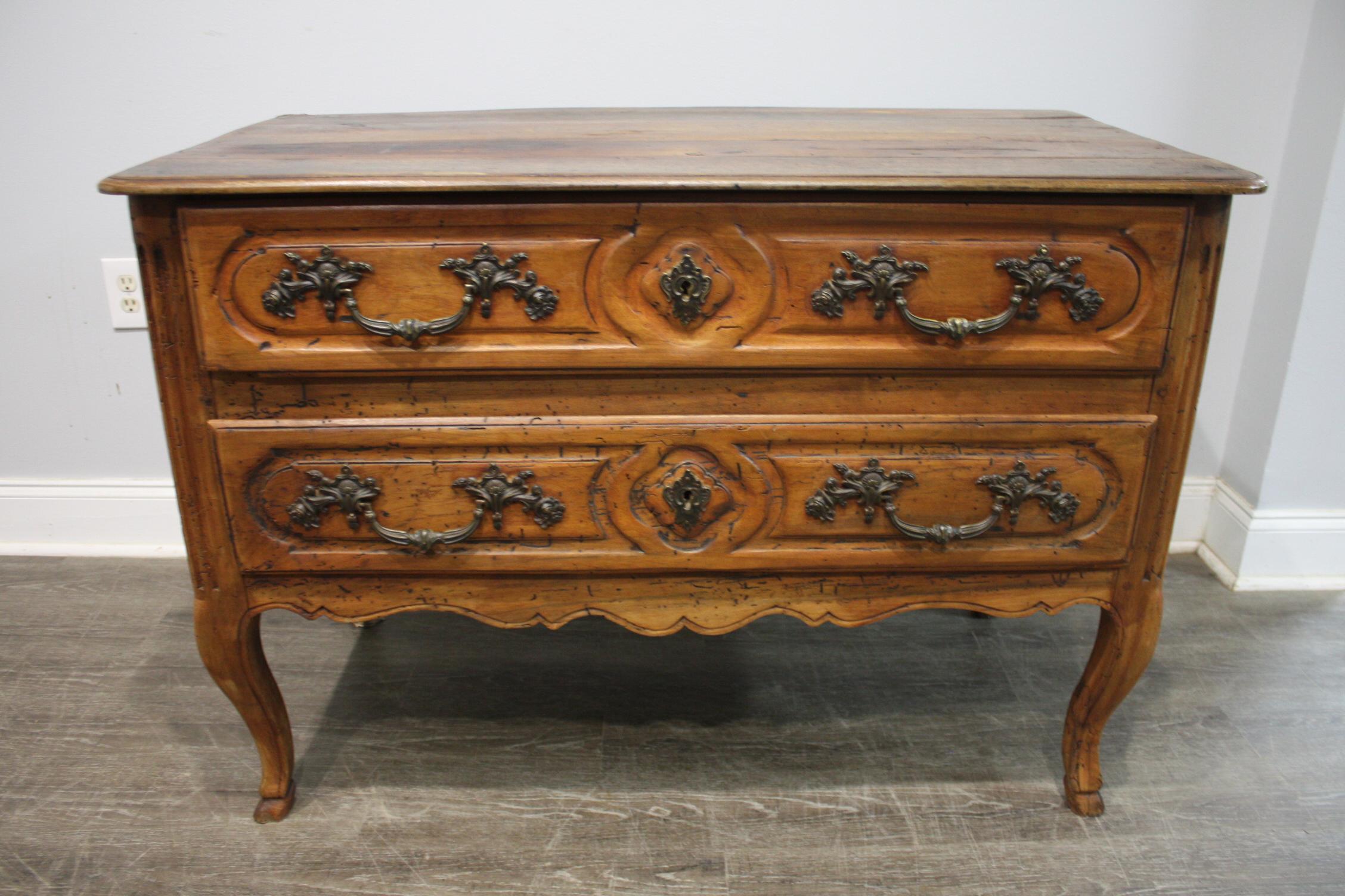 Louis XV French 18th Century Commode For Sale