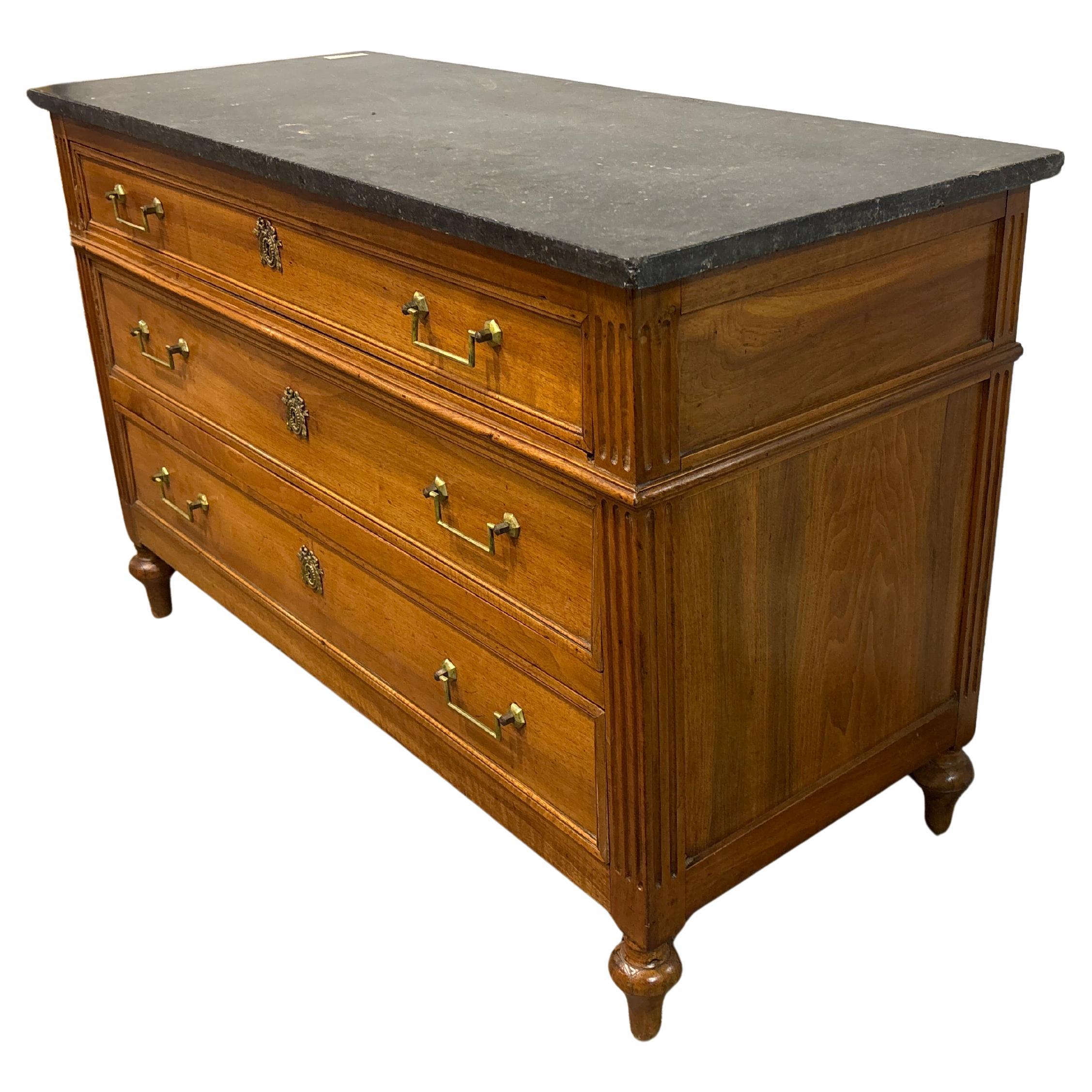 Francese Commode francese del XVIII secolo in vendita