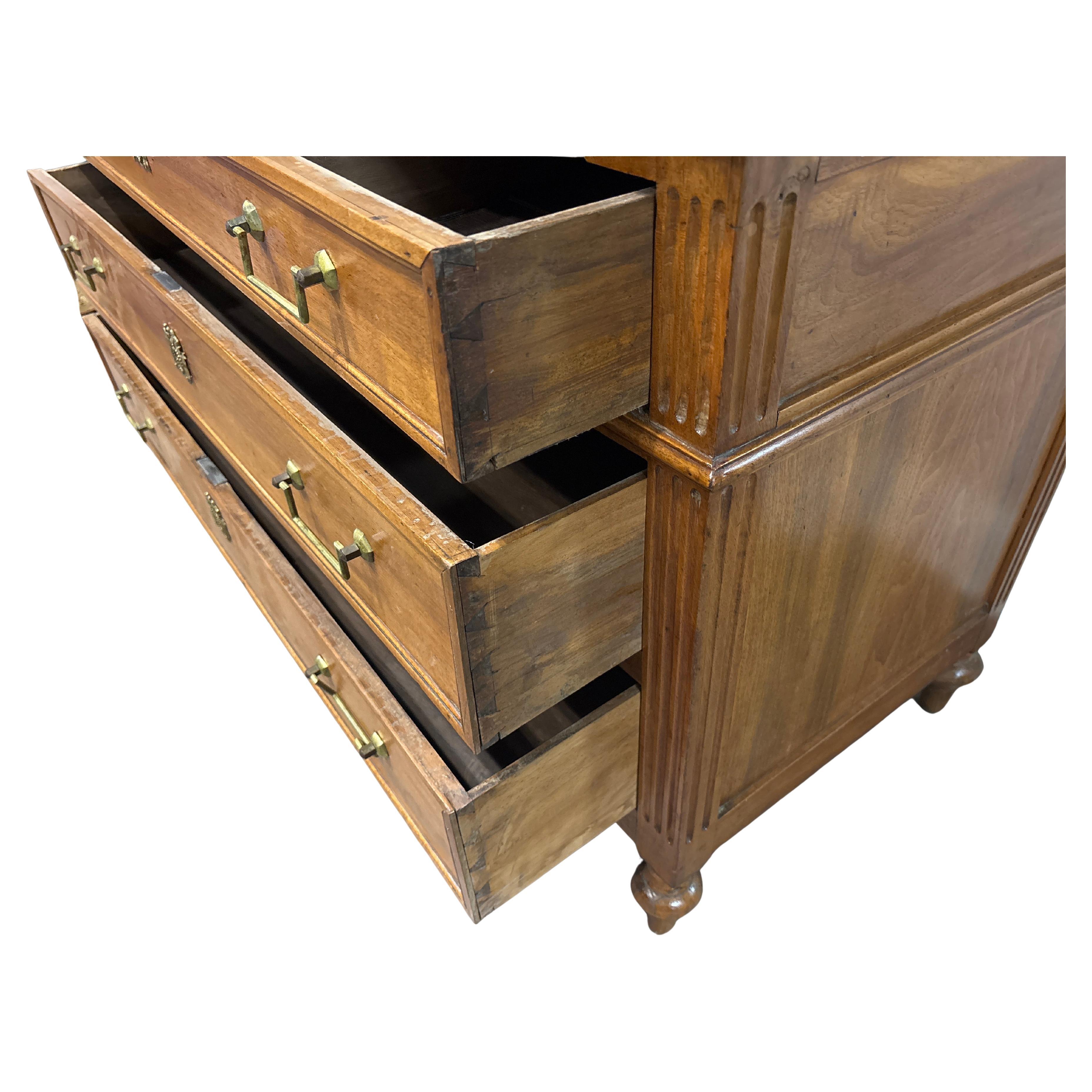 Marmo Commode francese del XVIII secolo in vendita