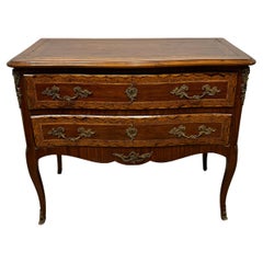 Commode Sauteuse française du 18ème siècle