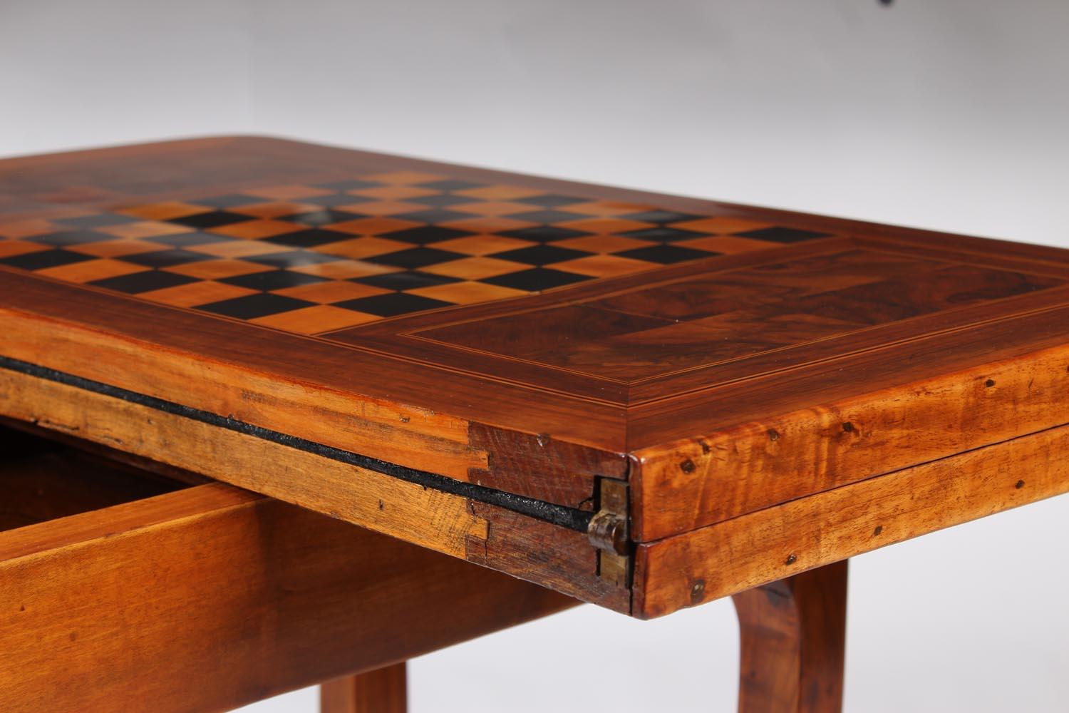 Incrusté Console, table d'échecs et de dés, merisier, marqueterie, XVIIIe siècle français