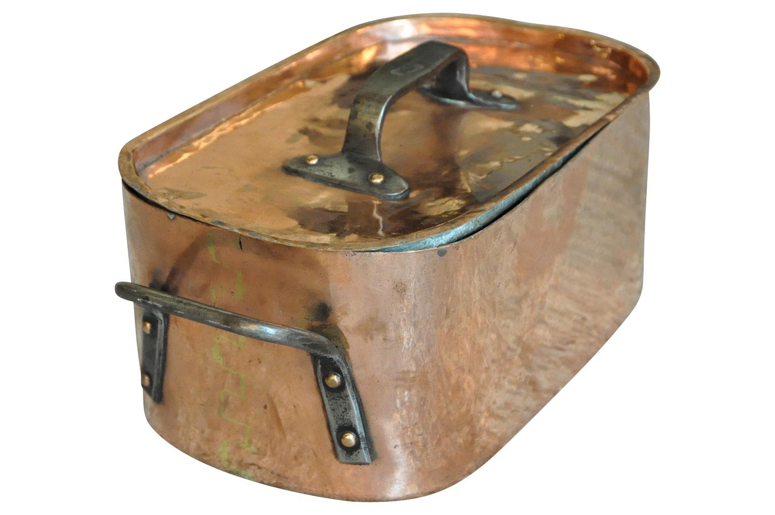 French 18th Century Copper Covered Pot In Good Condition In Atlanta, GA