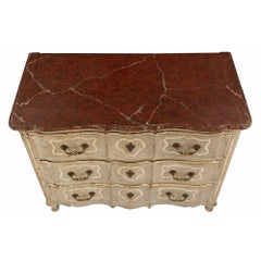 Commode française patinée d'époque Louis XV du XVIIIe siècle, style campagnard français
