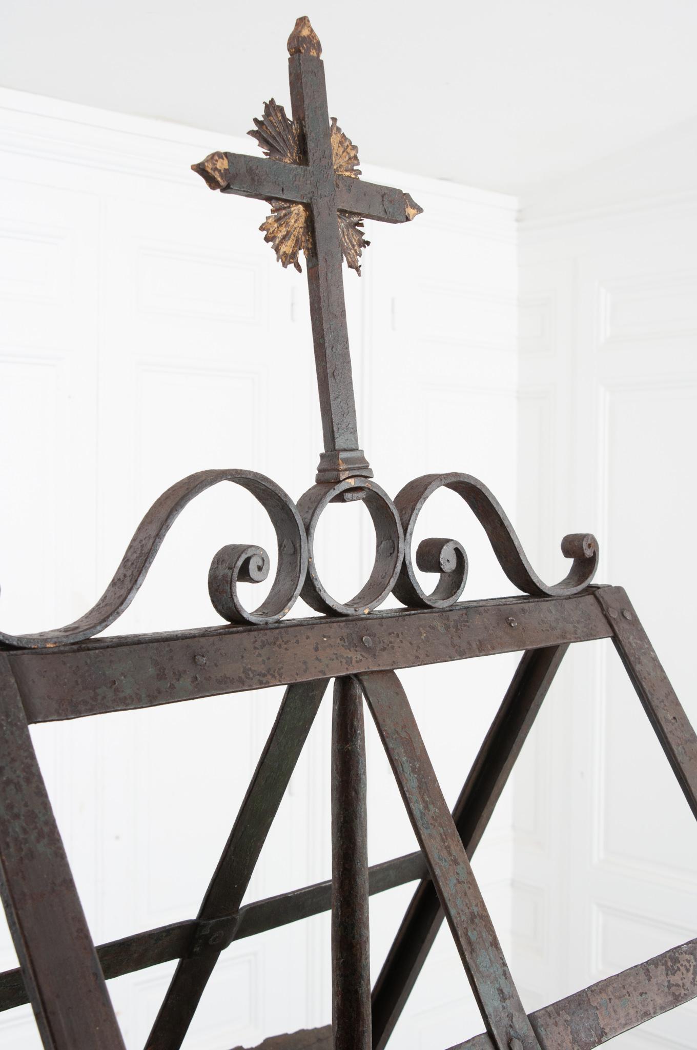 French 18th Century Double Sided Lectern For Sale 4
