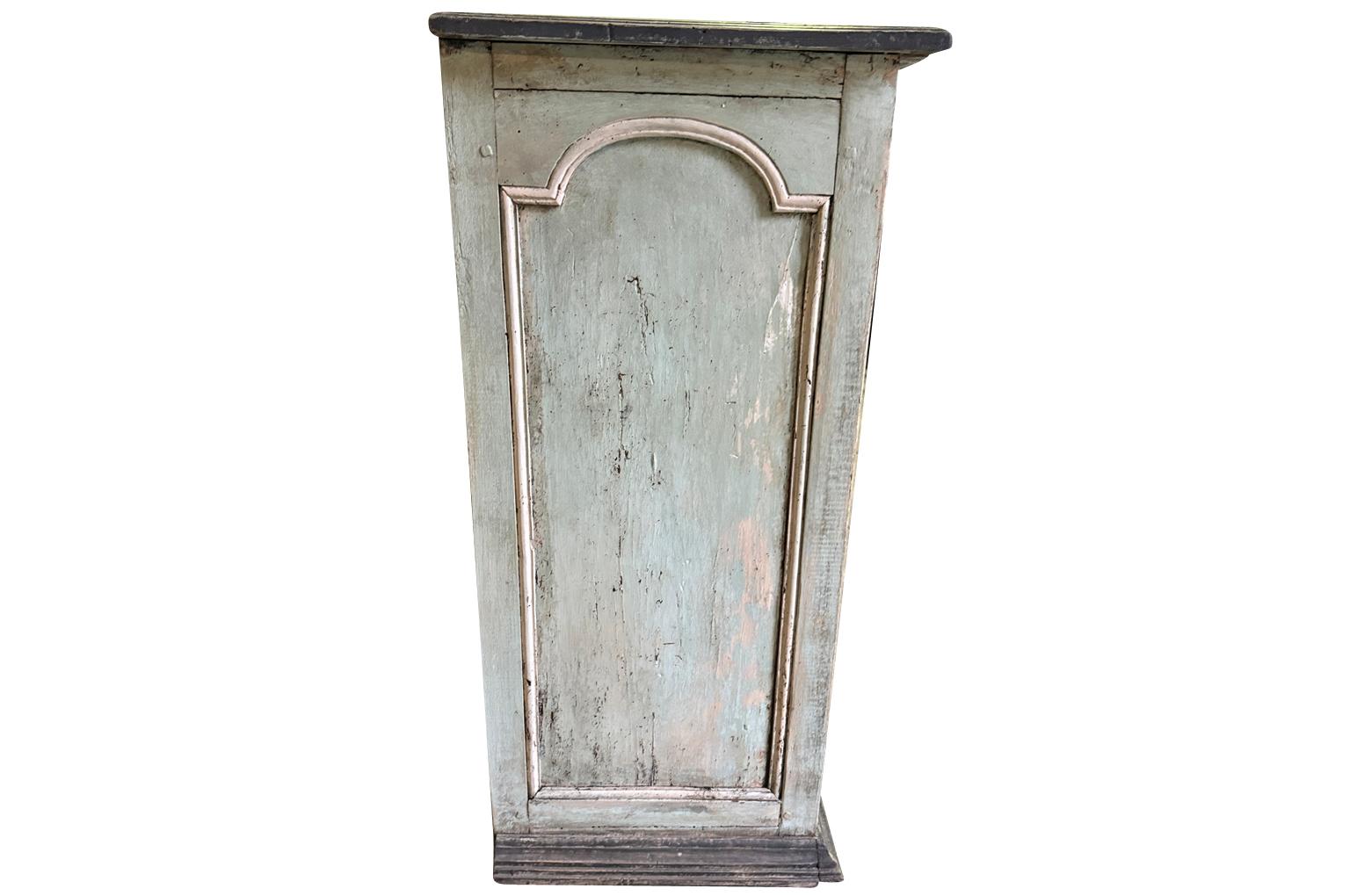 Enfilade francese del XVIII secolo In condizioni buone in vendita a Round Top, TX