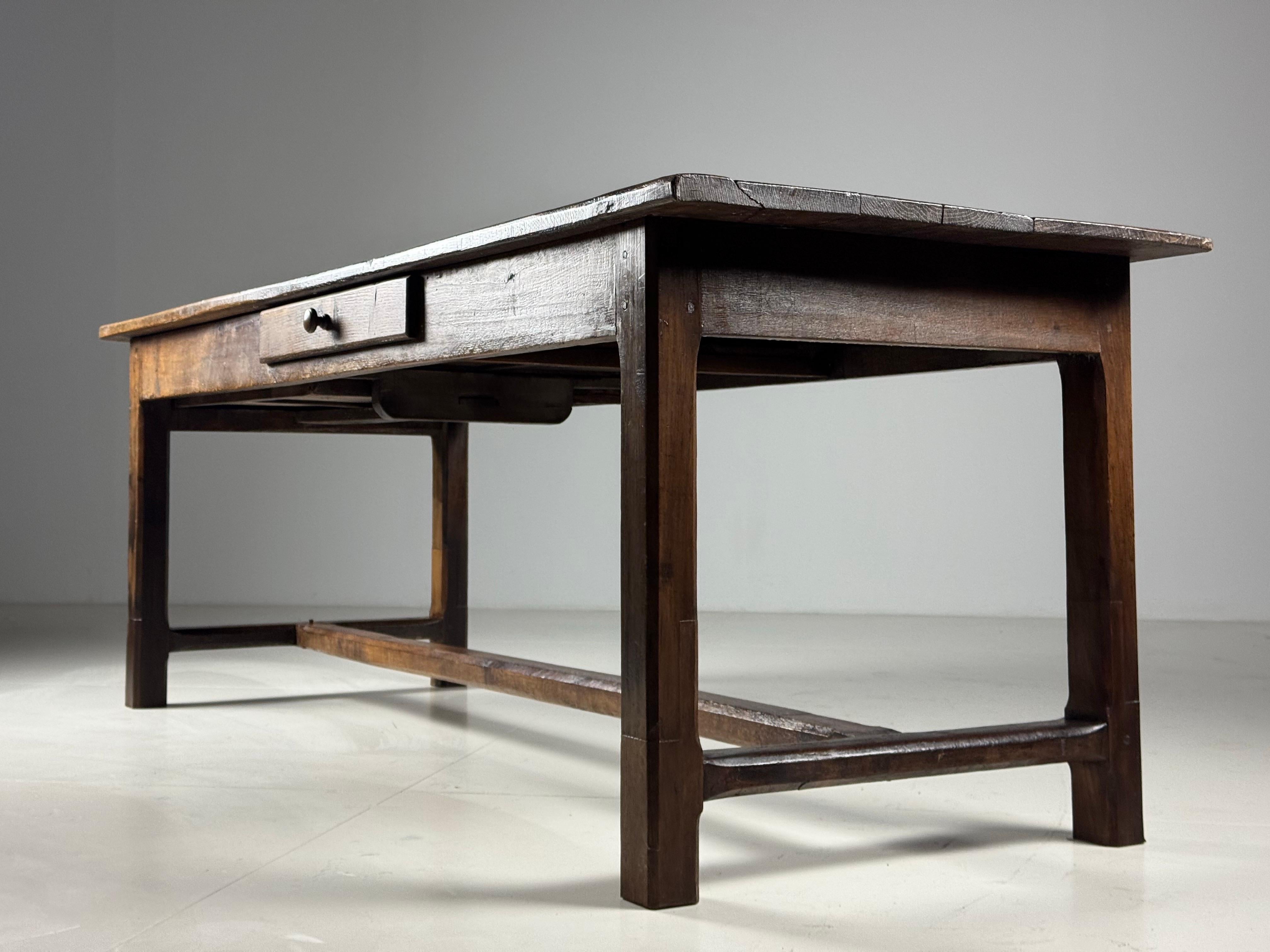 Mesa de comedor de granja francesa del siglo XVIII en venta 7