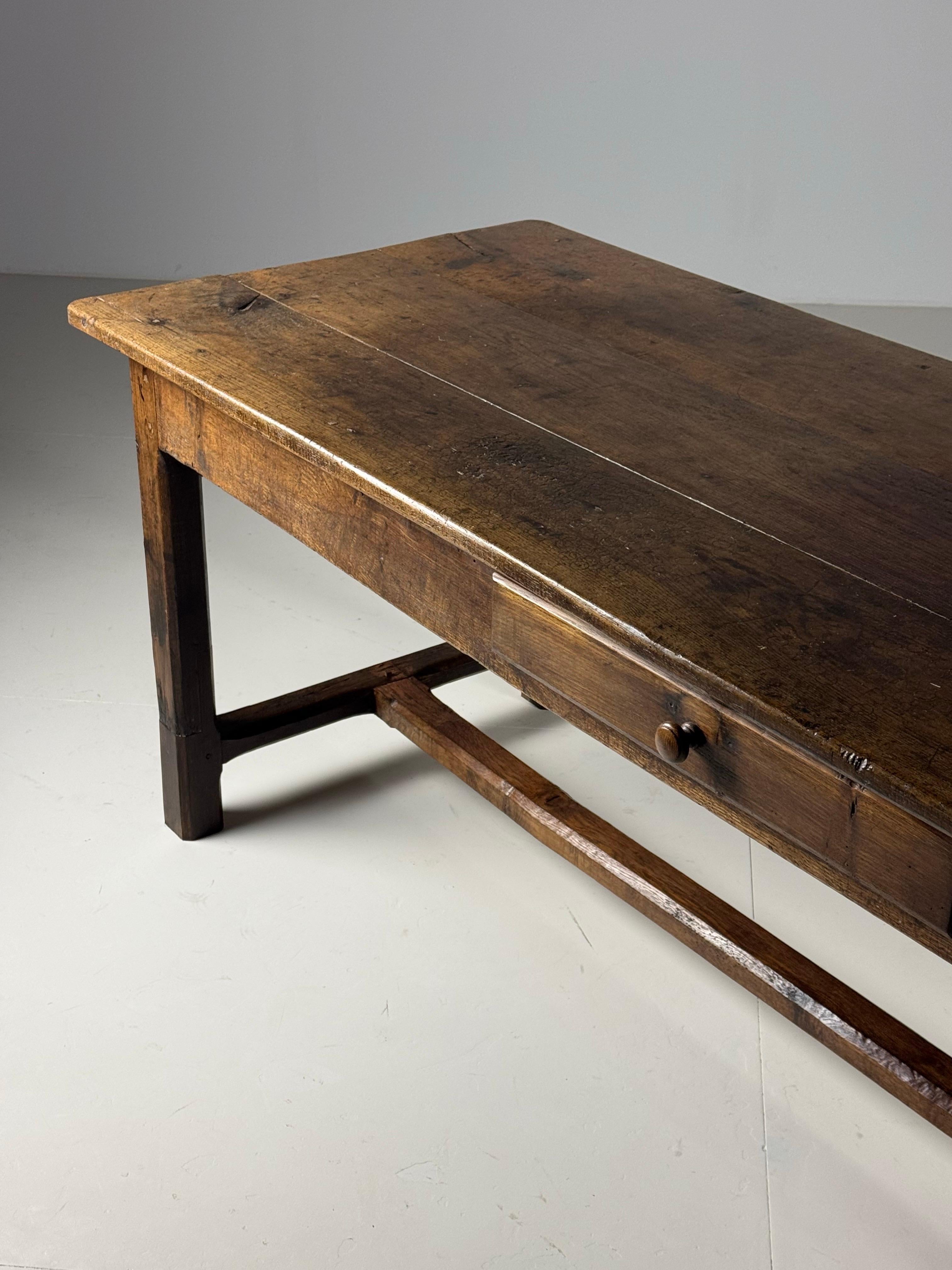 Mesa de comedor de granja francesa del siglo XVIII en venta 16