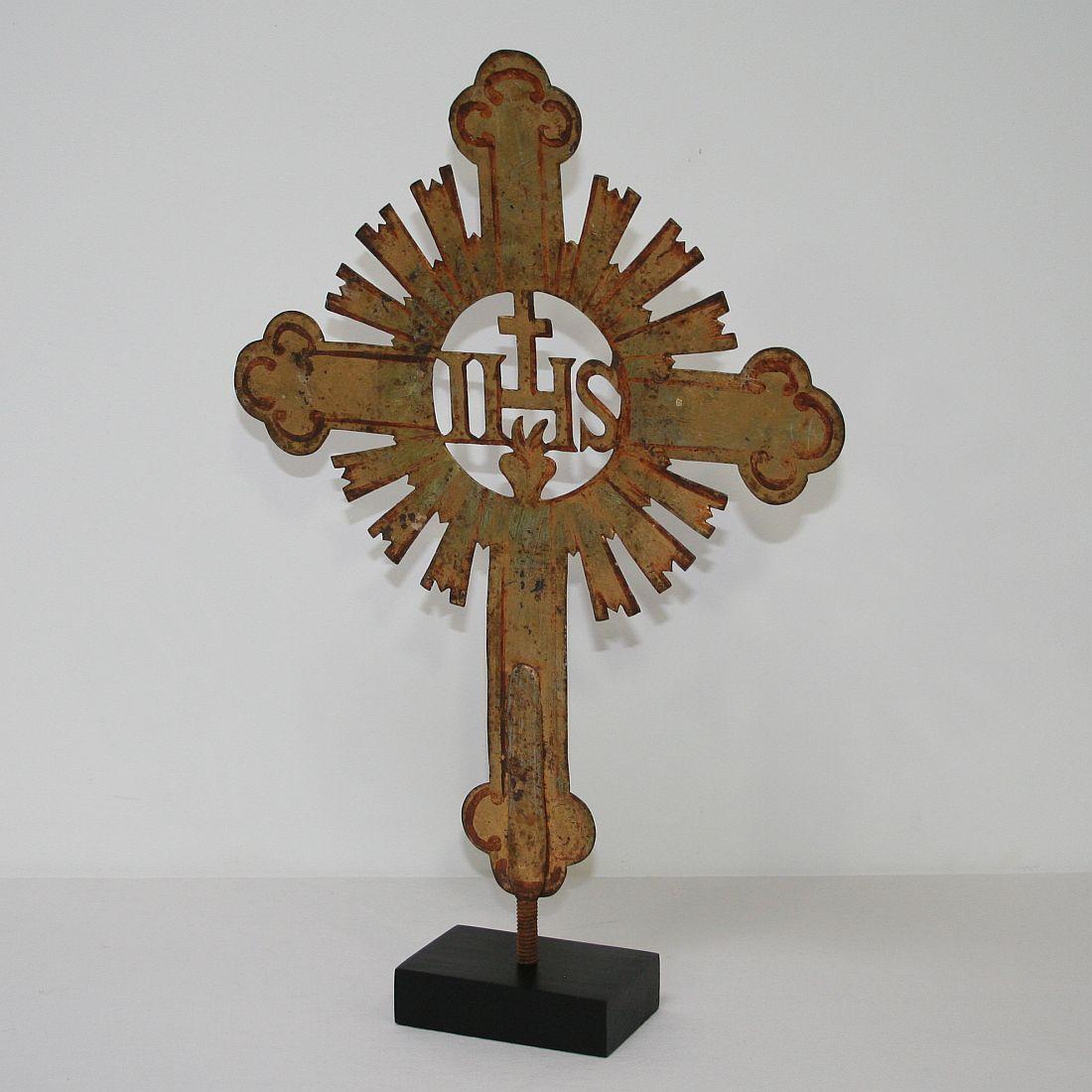 Beautiful processional cross with traces of its gilding.
France, circa 1750
Weathered.
Measurement includes the wooden base.