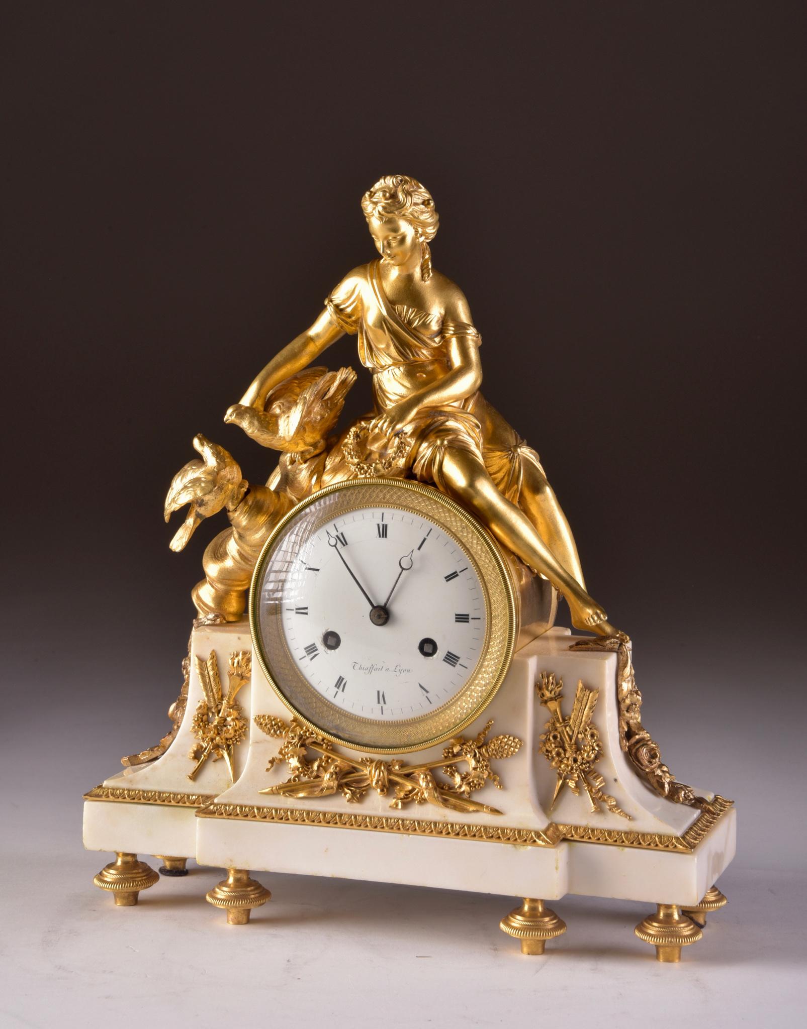 French 18th Century Gilt Bronze and Marble Mantel Clock of Psyche 7