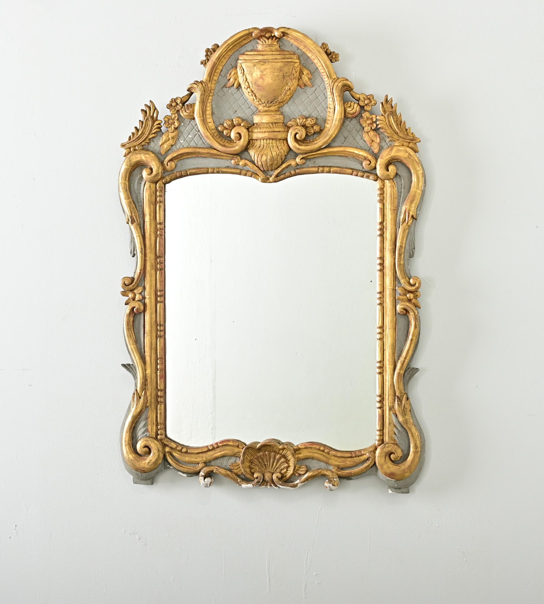 French 18th Century Gilt & Painted Trumeau Mirror For Sale 4