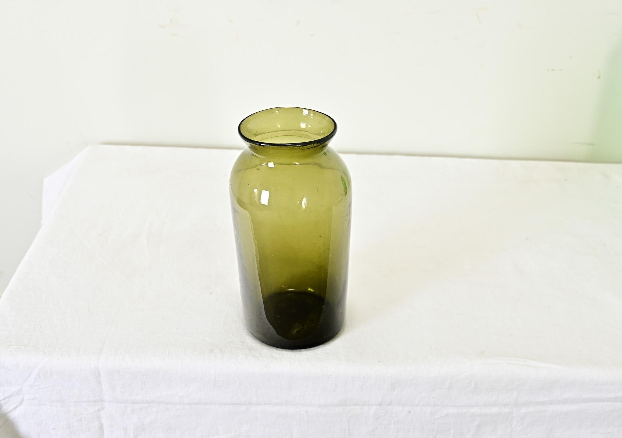 Altro Vaso per sottaceti in vetro francese del XVIII secolo in vendita