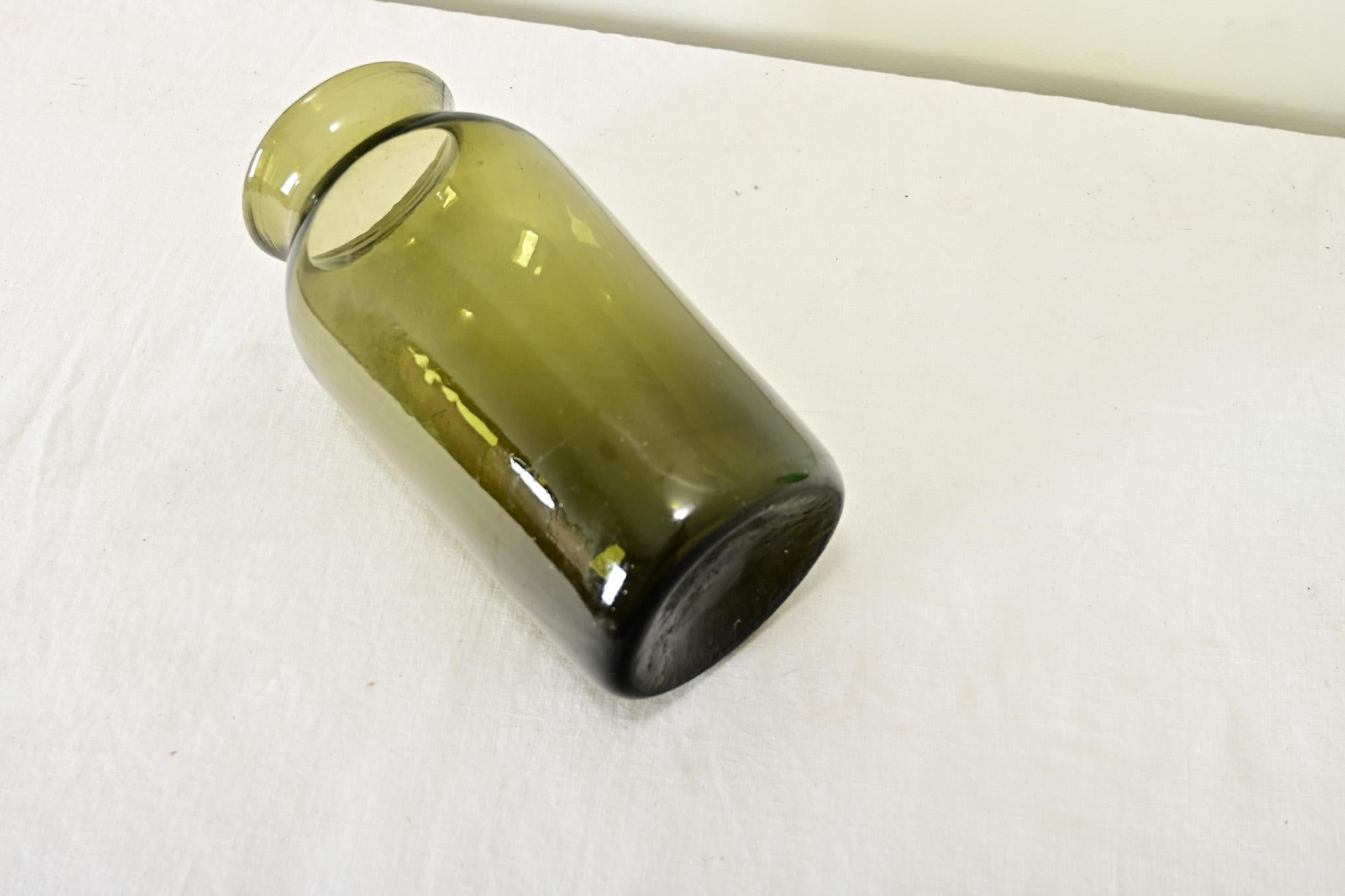 Vaso per sottaceti in vetro francese del XVIII secolo In condizioni buone in vendita a Baton Rouge, LA