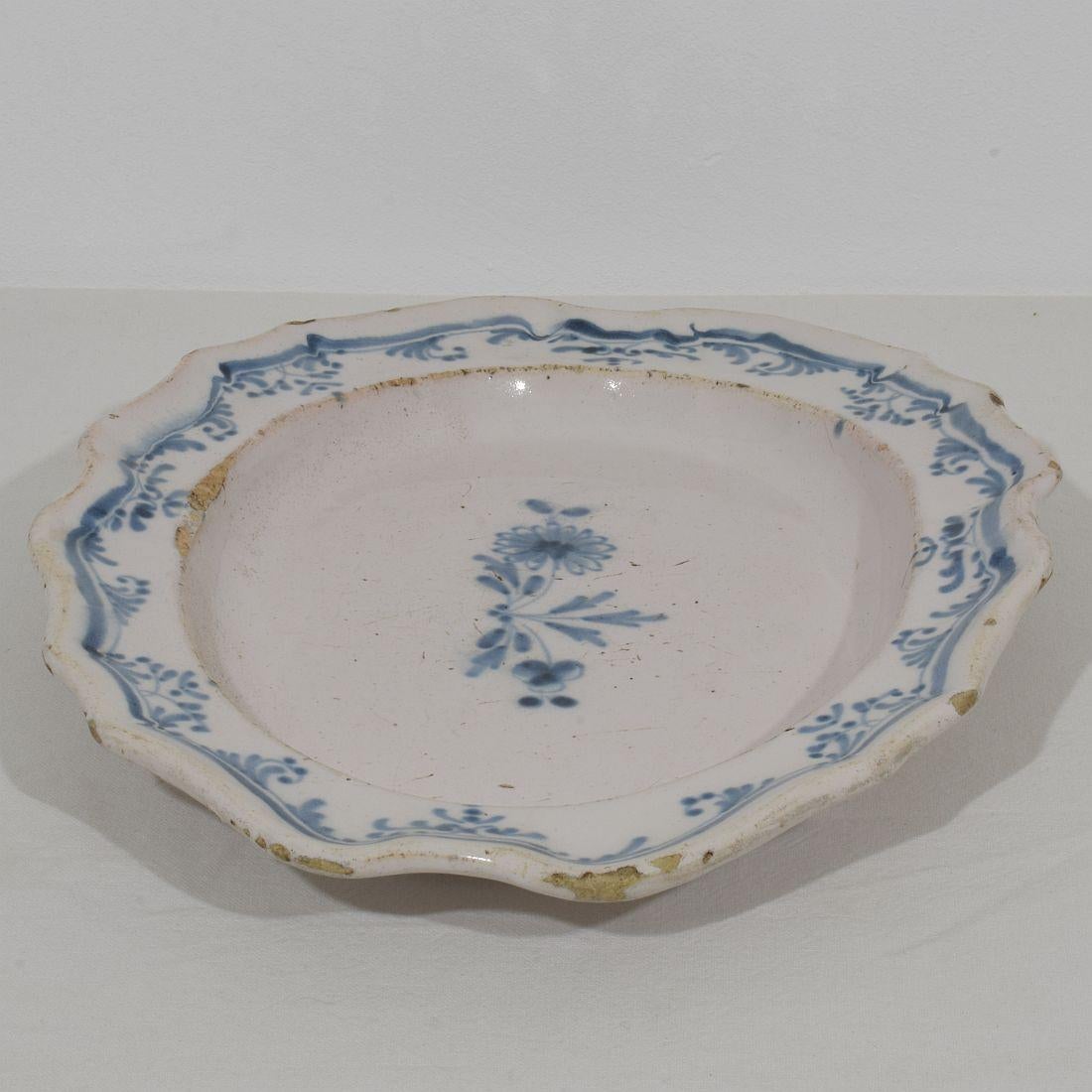 French, 18th Century Glazed Earthenware Rouen Platter For Sale 5