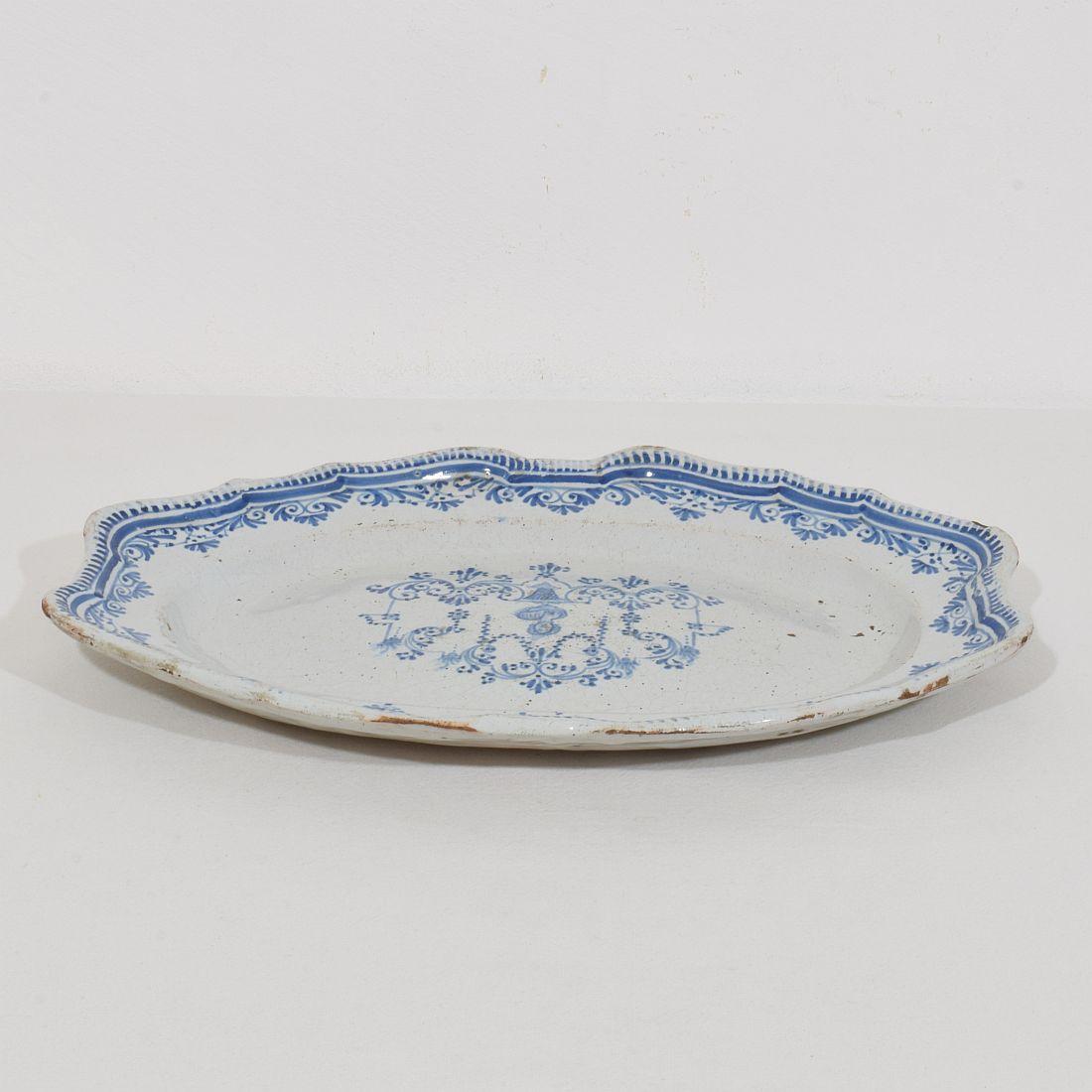 French, 18th Century Glazed Earthenware Rouen Platter For Sale 4