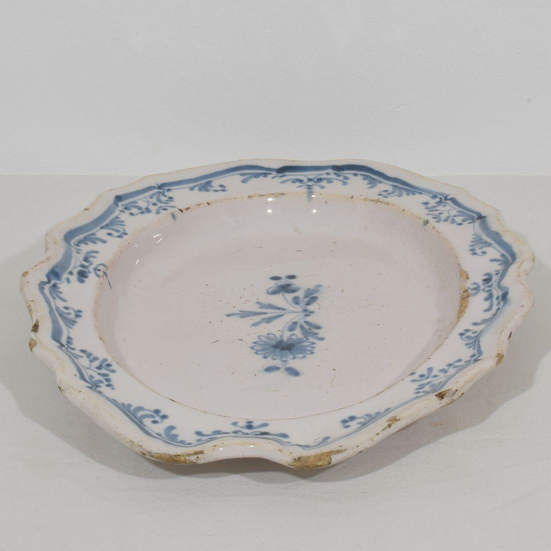 French, 18th Century Glazed Earthenware Rouen Platter For Sale 7