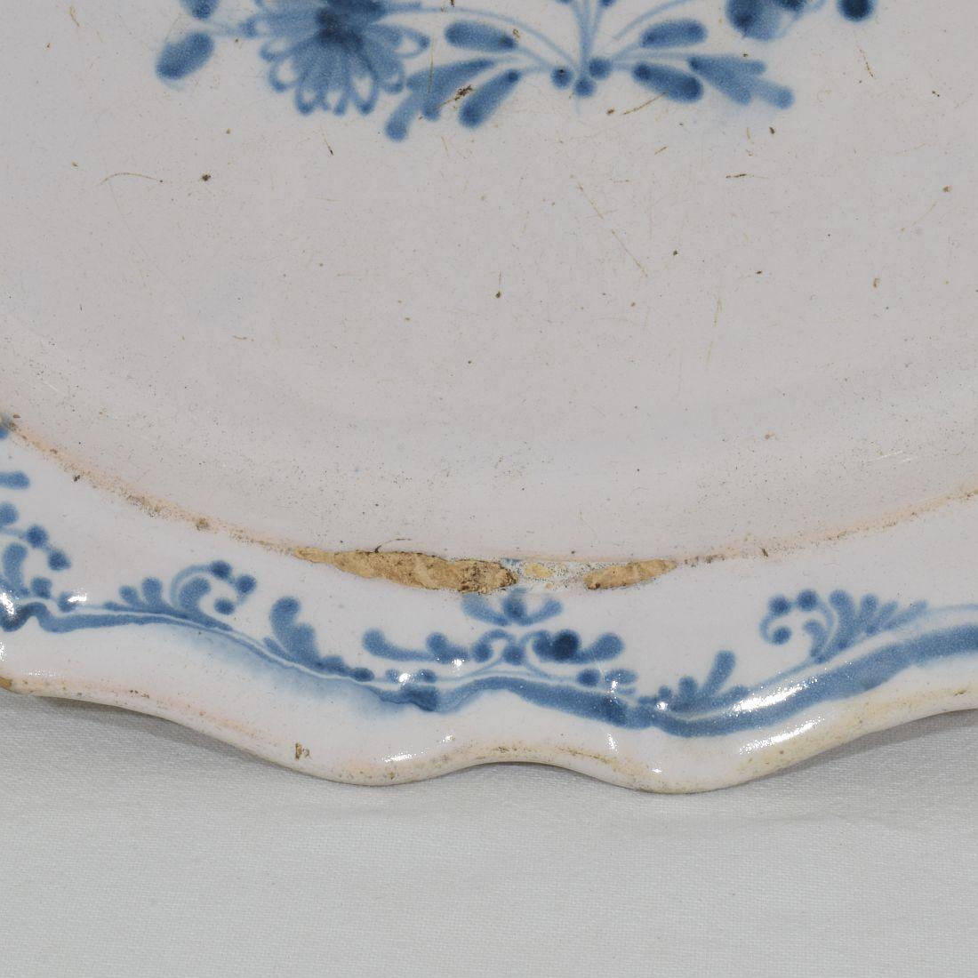 French, 18th Century Glazed Earthenware Rouen Platter For Sale 3