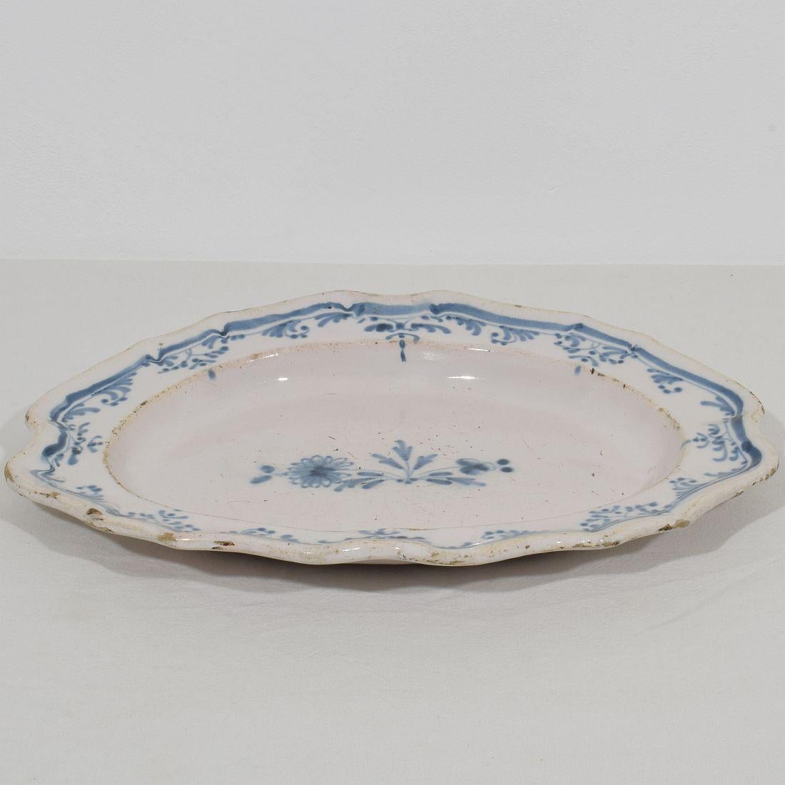 French, 18th Century Glazed Earthenware Rouen Platter For Sale 4