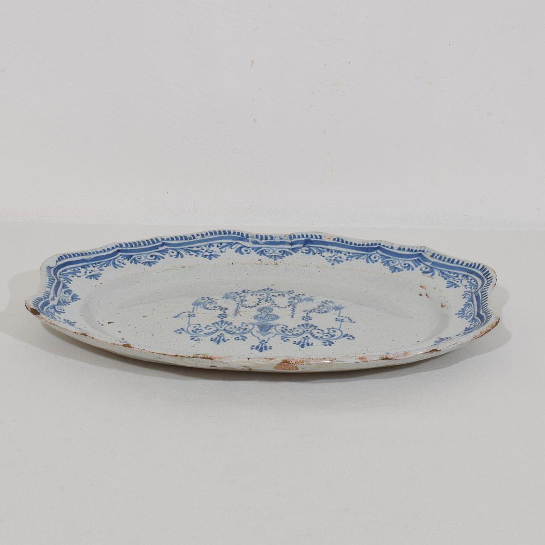 French, 18th Century Glazed Earthenware Rouen Platter For Sale 2