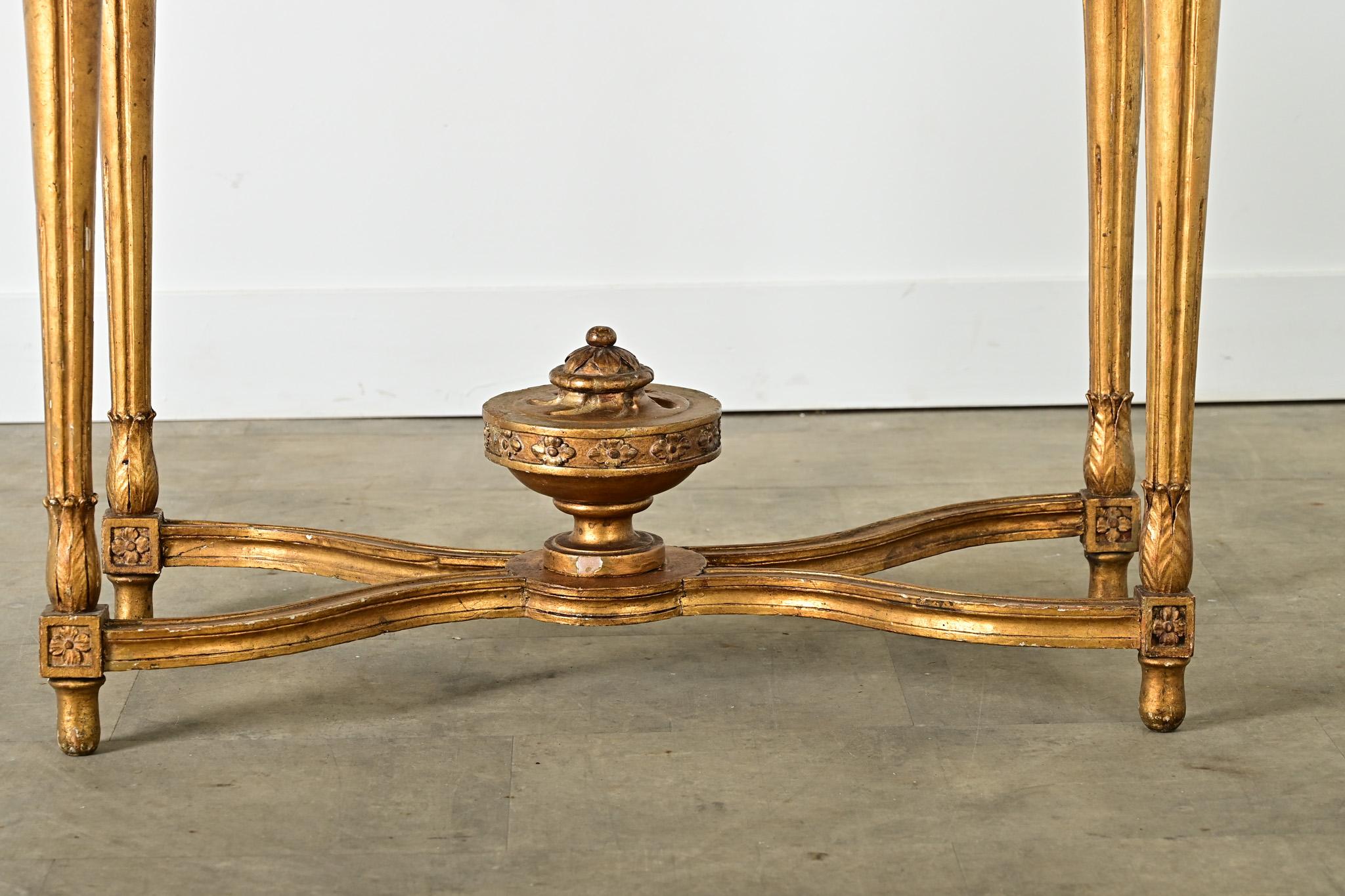 Console française du 18ème siècle dorée à l'or avec plateau en marbre en vente 6