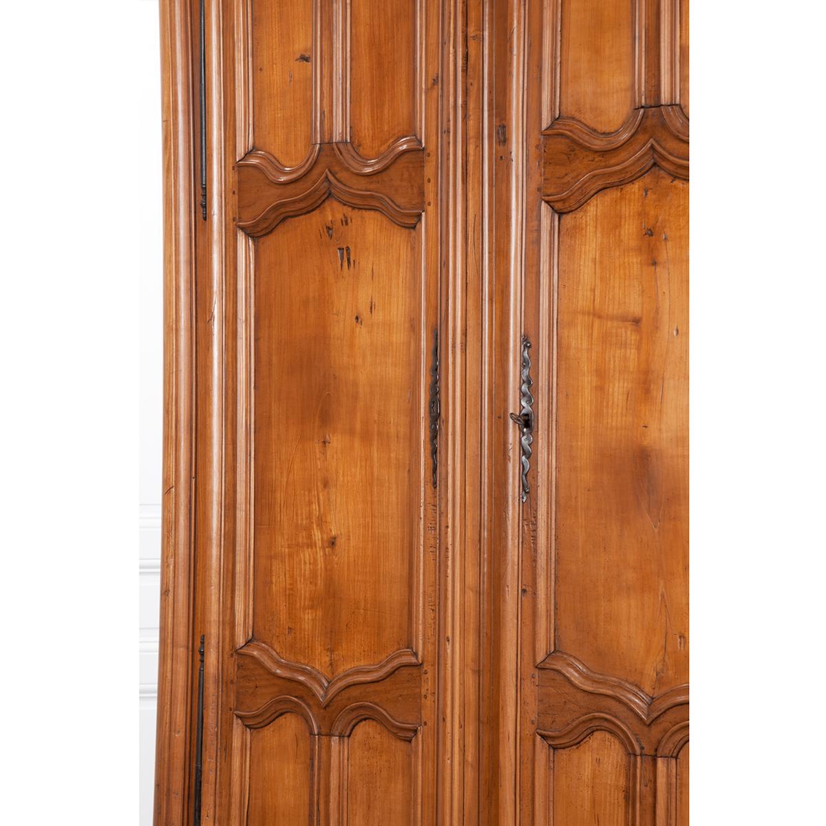 French 18th Century Gothic Armoire For Sale 2