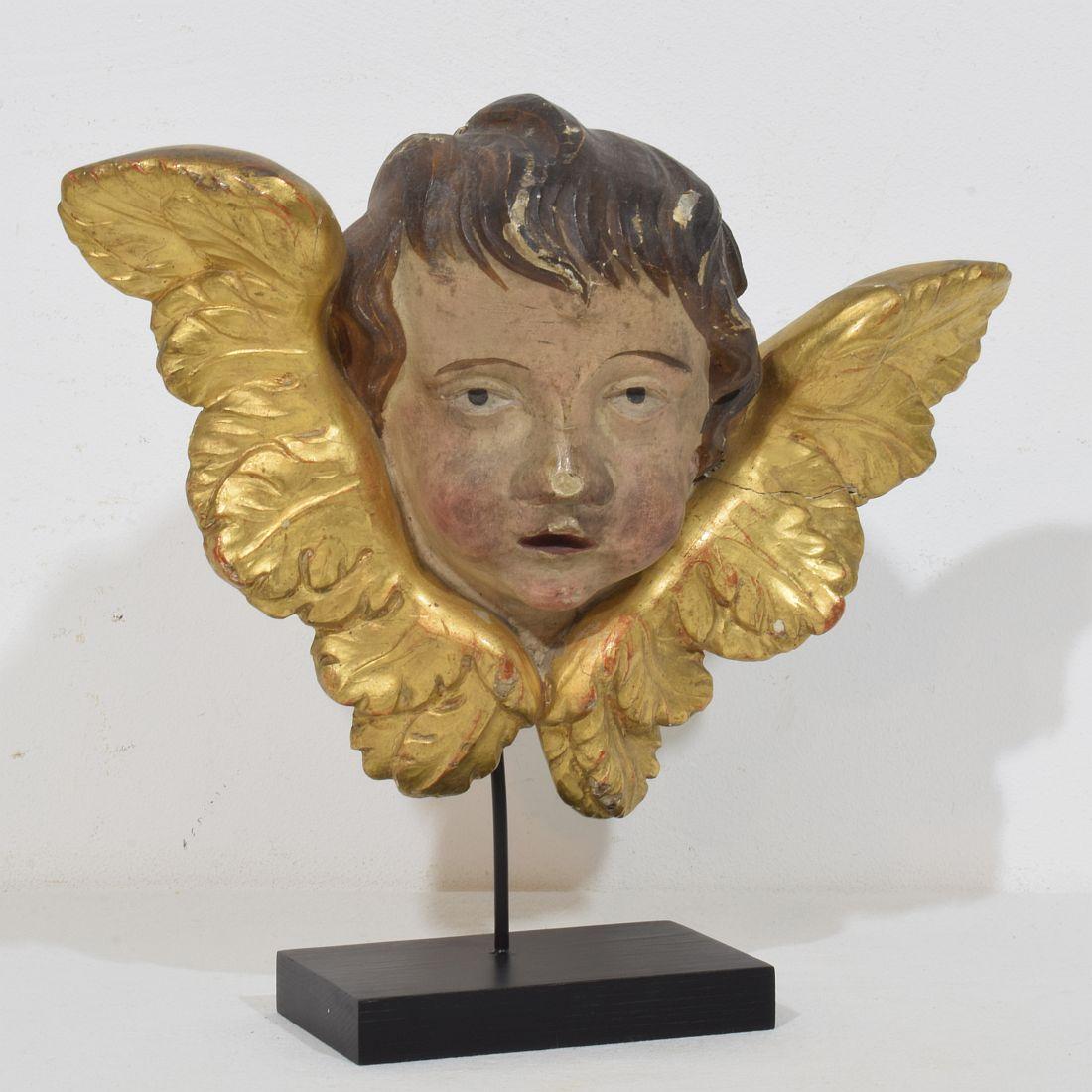 Barocco Francese del 18° secolo intagliato a mano  Testa d'angelo alata barocca in vendita