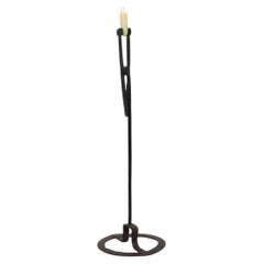 Französischer handgeschmiedeter Eisen-Kerzenhalter aus dem 18.