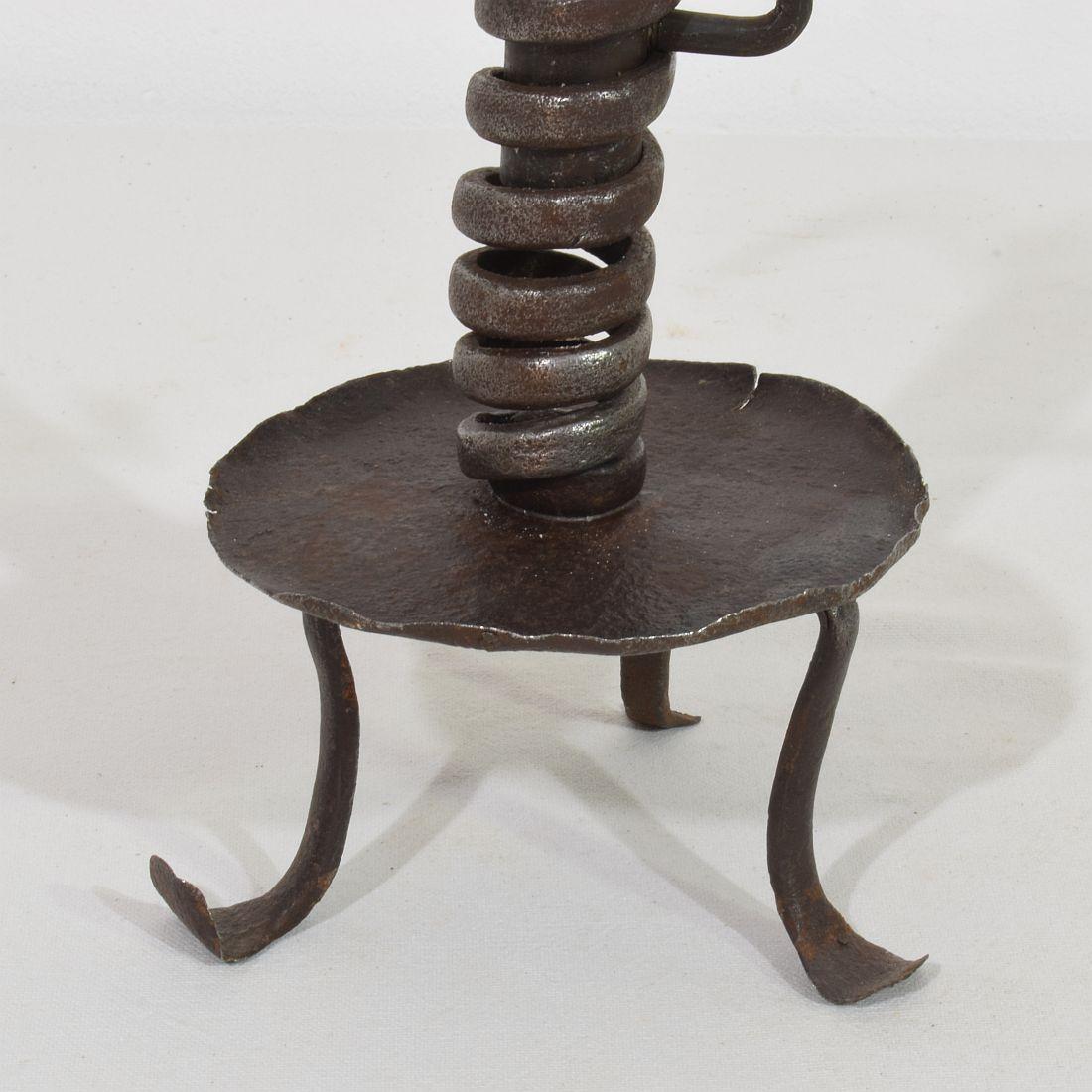 French, 18th Century, Hand Forged Iron Rat De Cave Candleholder For Sale 6