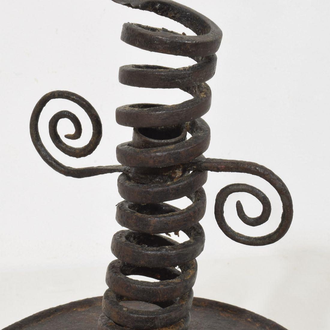 French, 18th Century, Hand Forged Iron Rat De Cave Candleholder For Sale 9