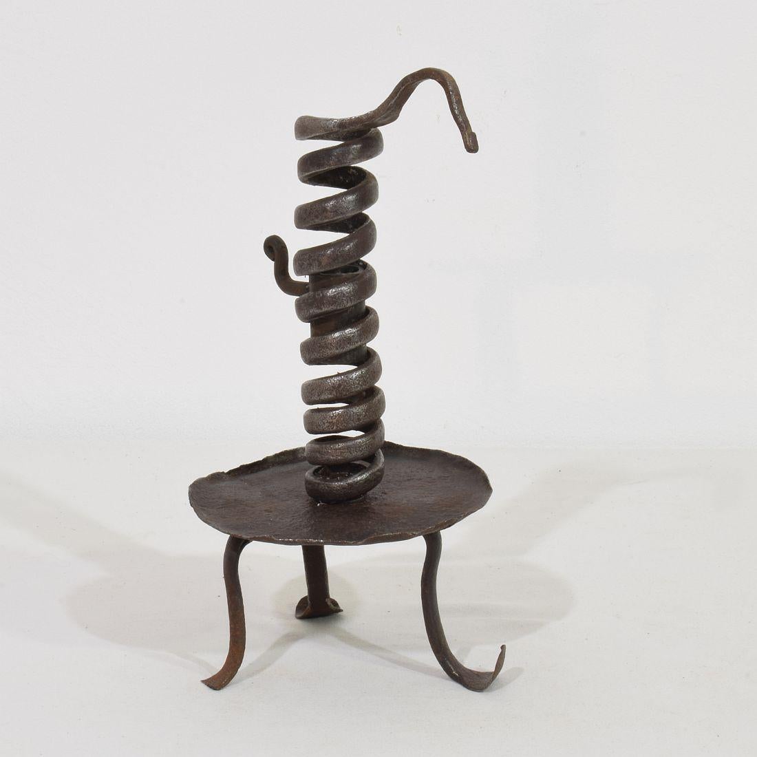 French, 18th Century, Hand Forged Iron Rat De Cave Candleholder For Sale 2