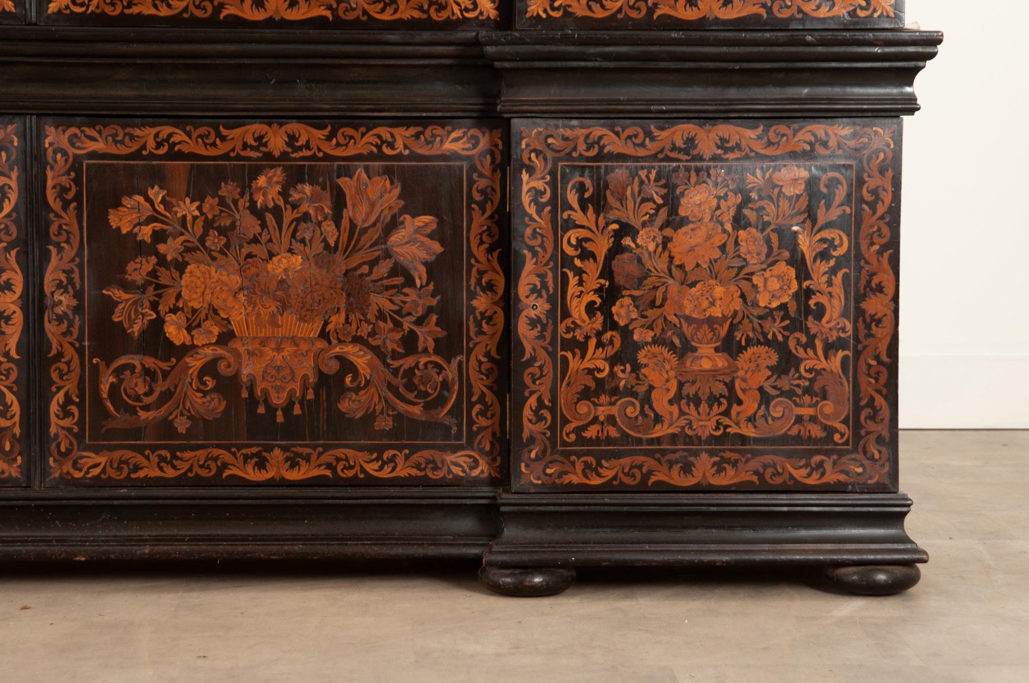 French 18th Century Inlaid Breakfront Bibliotheque In Good Condition In Baton Rouge, LA