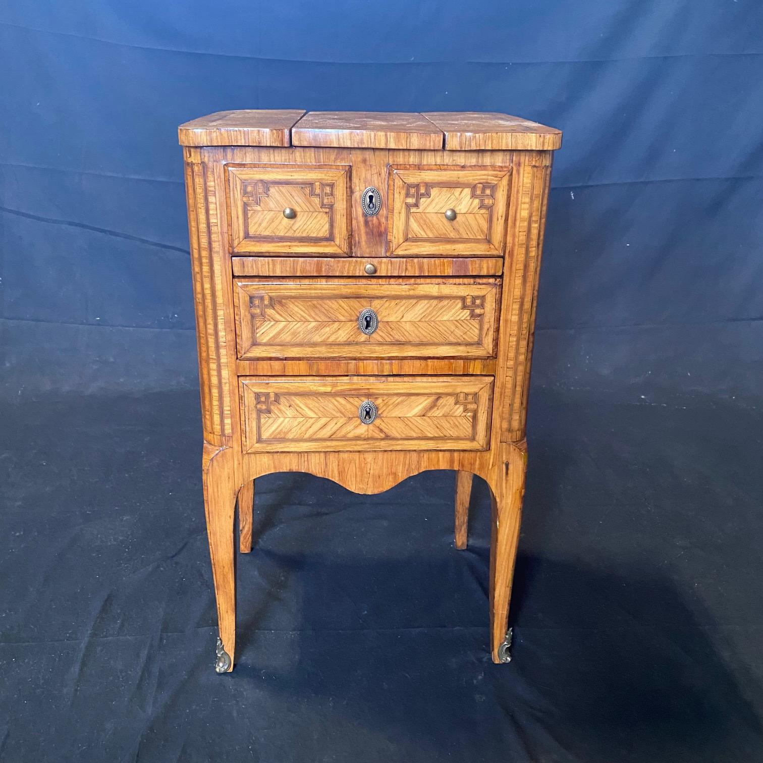 French 18th Century Inlaid Petite Commode or Side Table  For Sale 9