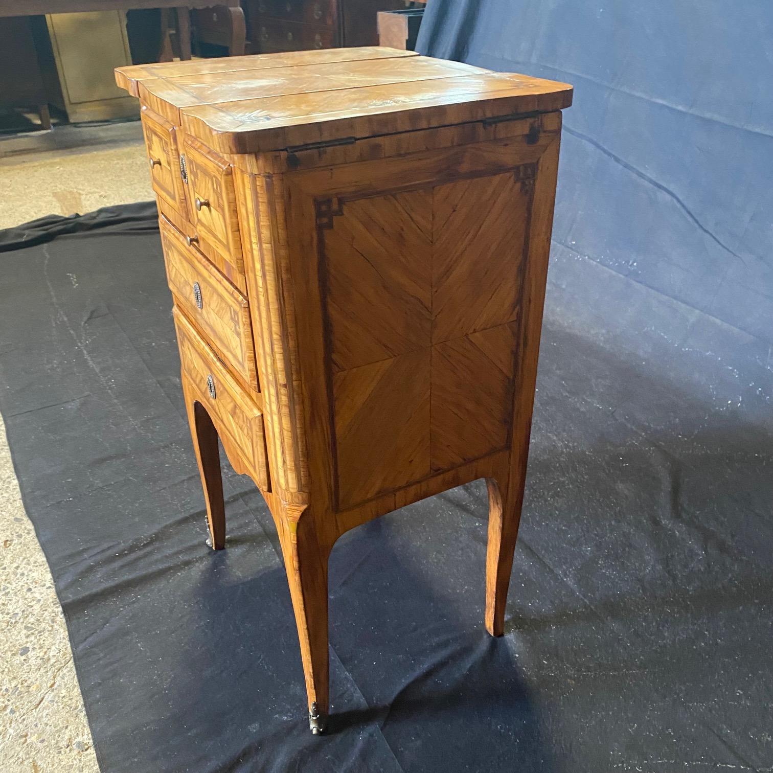 French 18th Century Inlaid Petite Commode or Side Table  For Sale 1