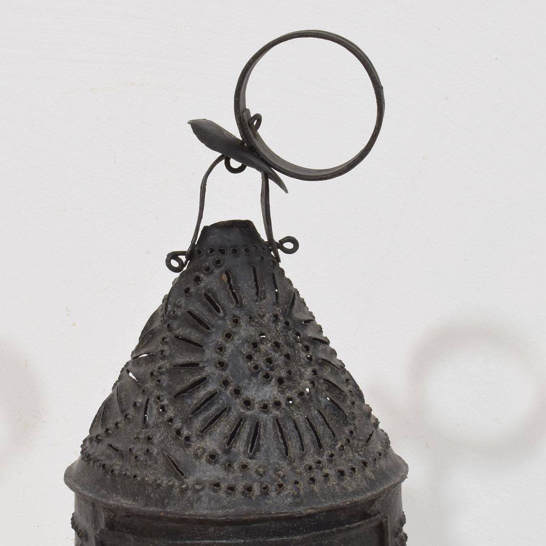 Farol de hierro francés del siglo XVIII en venta 2