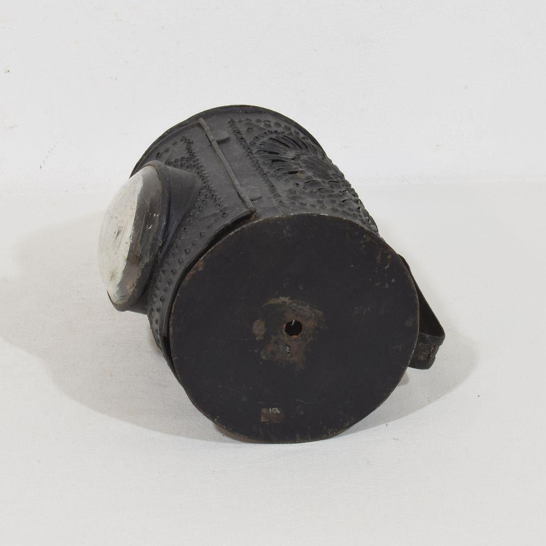 Farol de hierro francés del siglo XVIII en venta 10