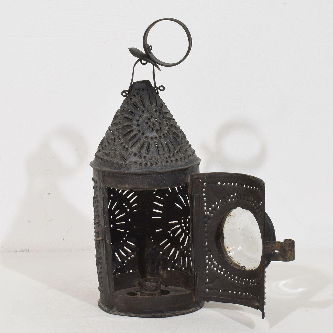 Farol de hierro francés del siglo XVIII en venta 1