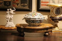 Antique French Faience con coperchio e zuppiera dipinta a mano con fiori e insetti