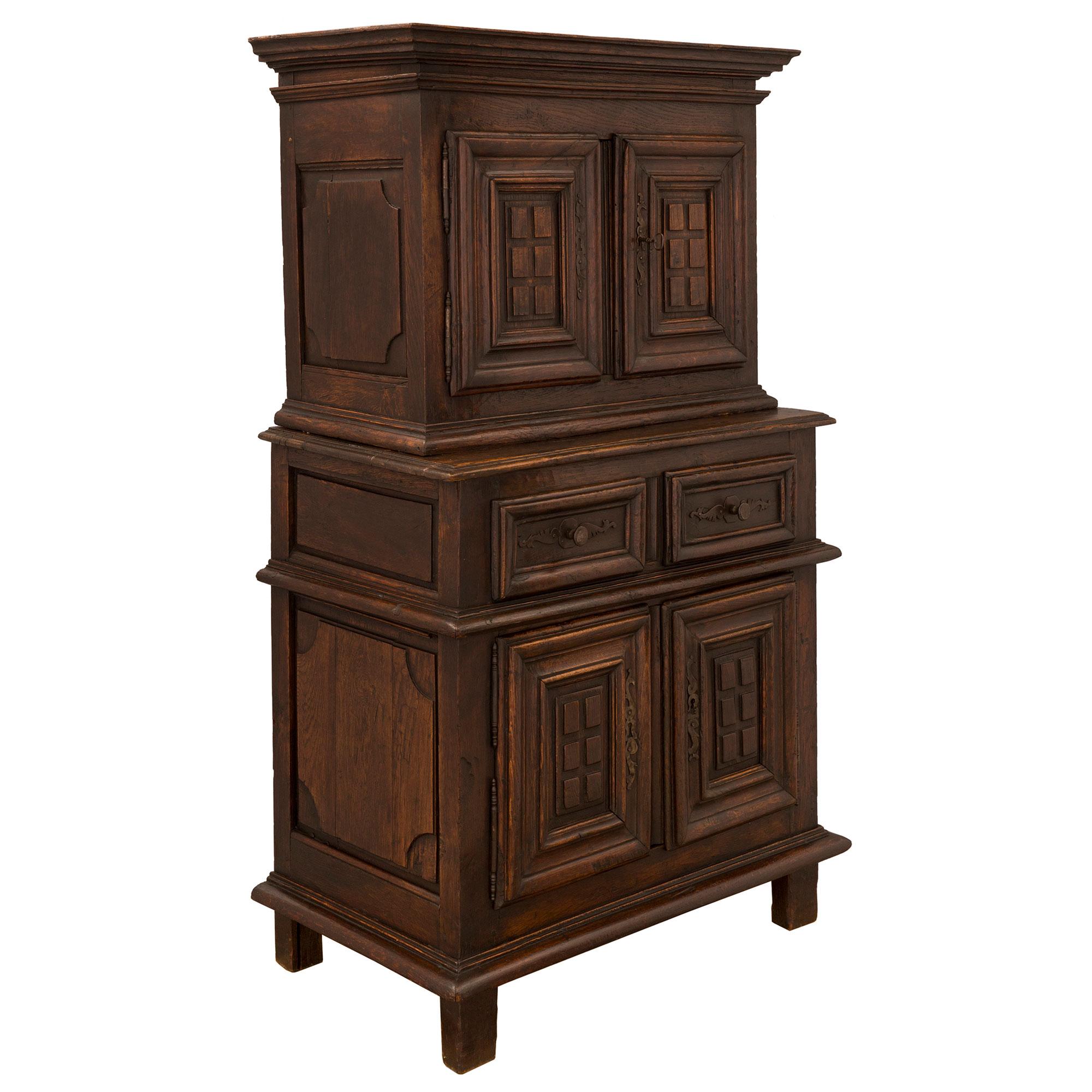 French 18th Century Louis XIII St. Oak Deux Corps Cabinet In Good Condition For Sale In West Palm Beach, FL