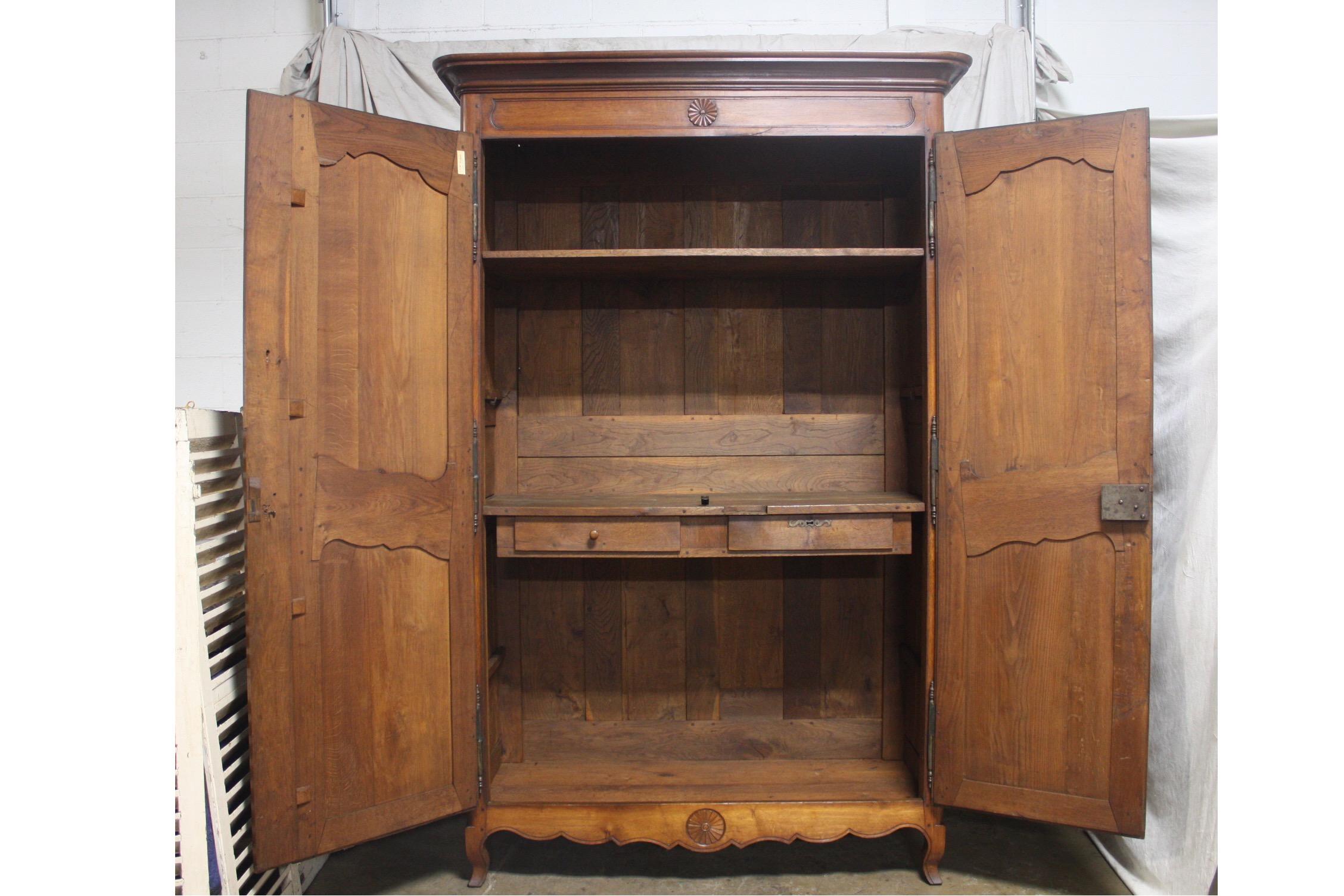 French 18th Century Louis XV Armoire 5